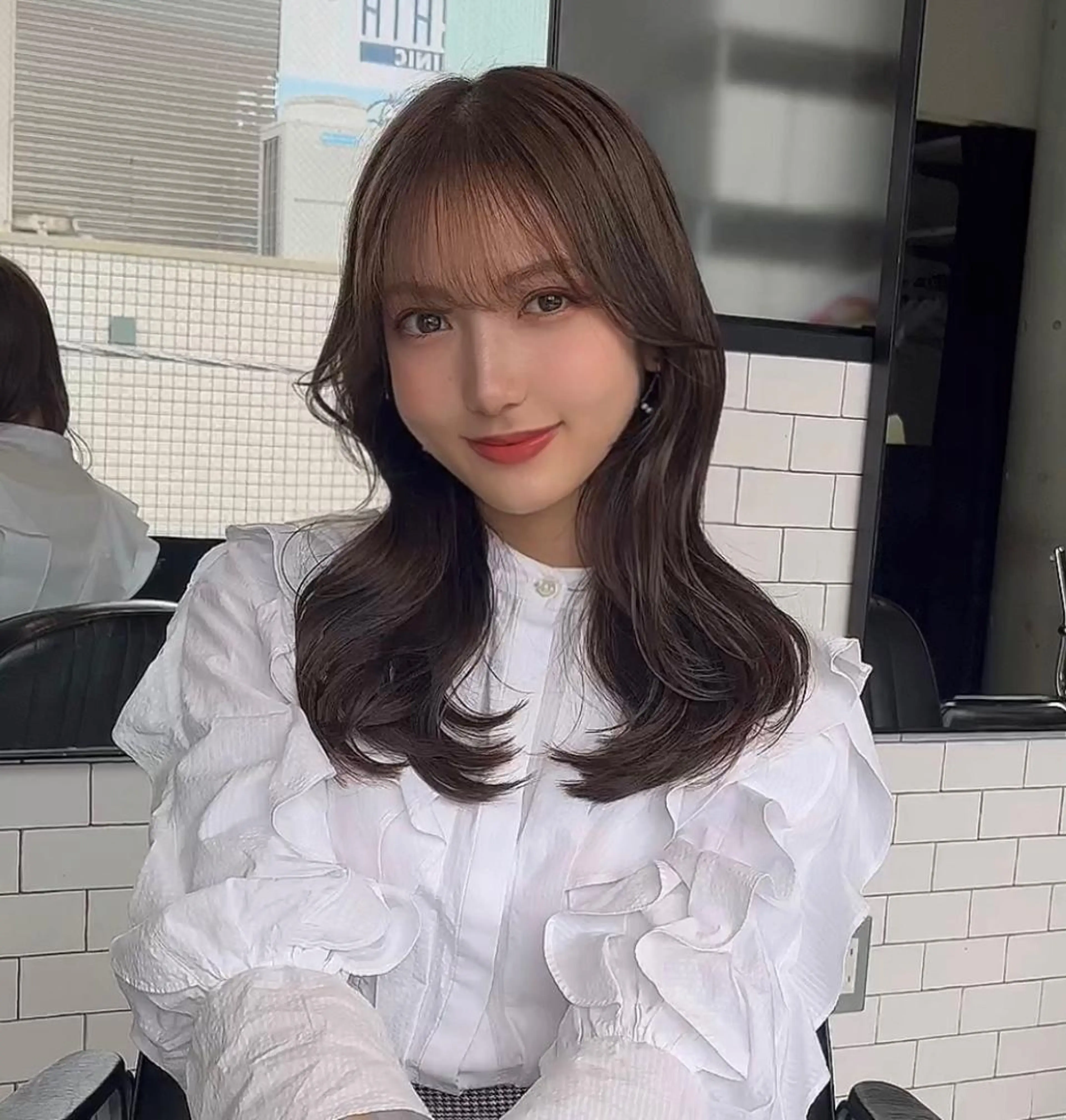 ミディアム カット ヘアカラー トリートメント 🌫️大人韓国ヘア 🌫️naoyaのヘアスタイル