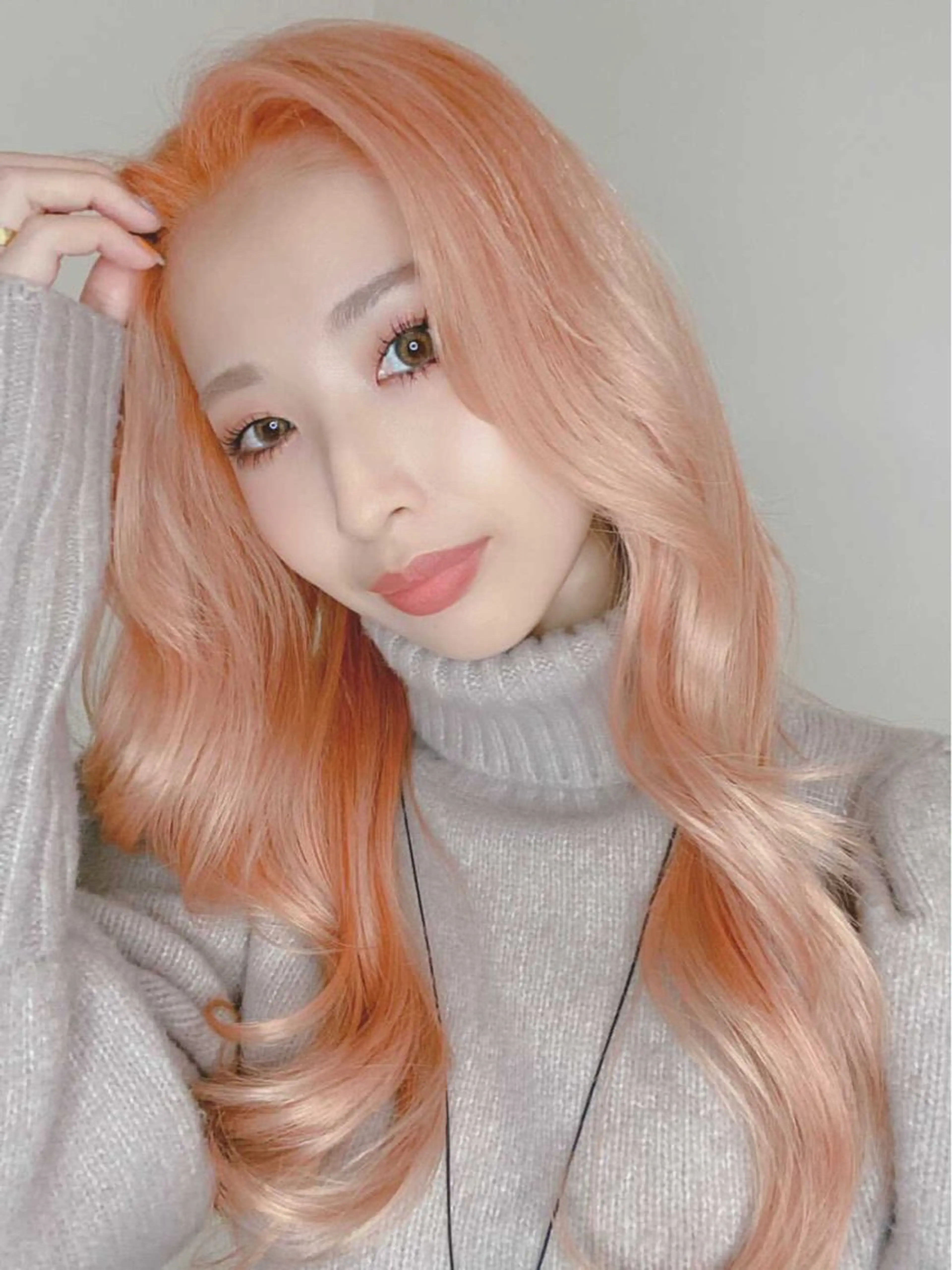 ロング カラー ブリーチ ダブルカラー ハイライトカラー オレンジ ボブ ヘアカラー トリートメント CHERIEブリーチ ダブルカラー　天神のヘアスタイル