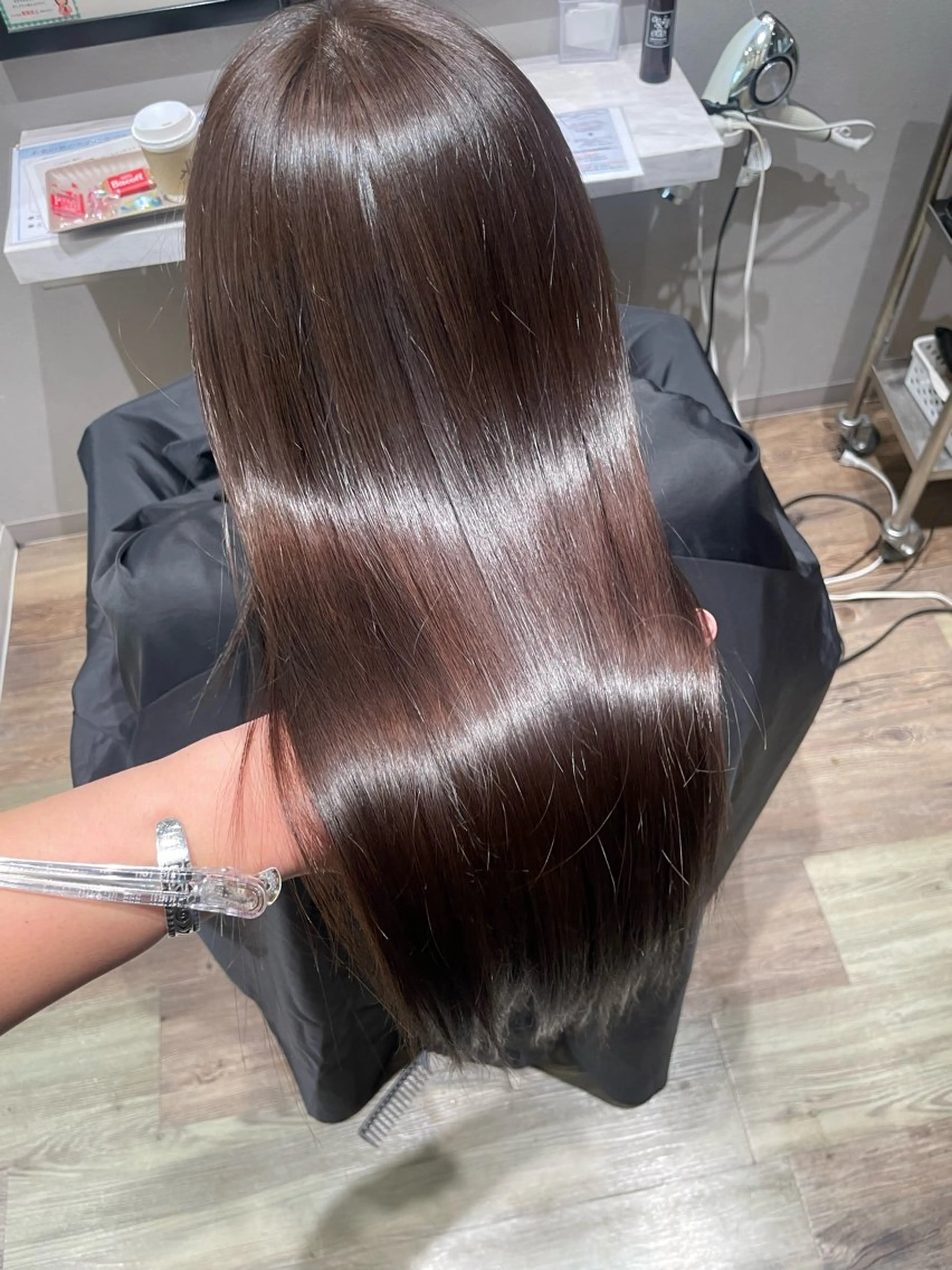 ロング パーマ 縮毛矯正 トリートメント k-twoたき✨艶感 カラー／美髪矯正のヘアスタイル