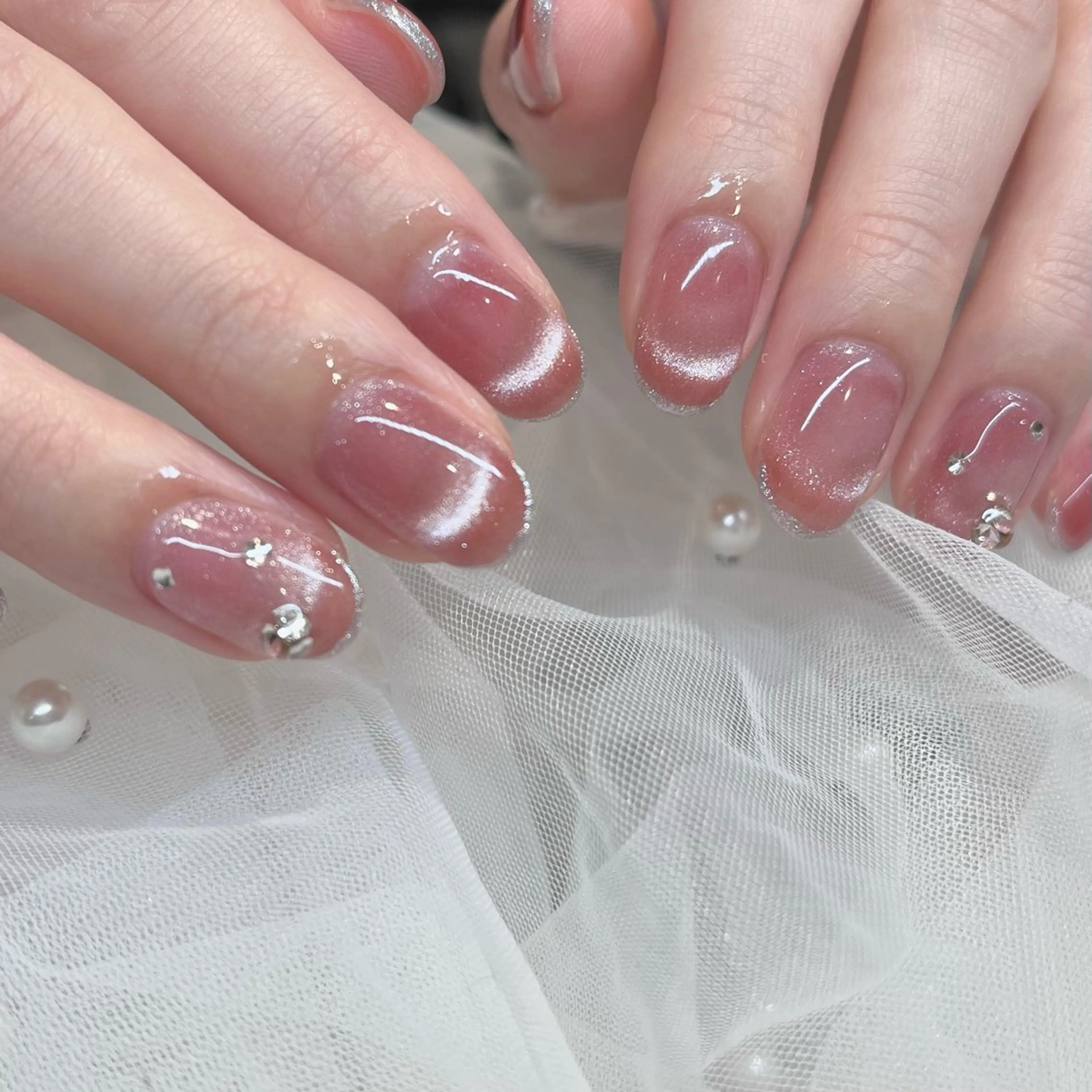 ネイル ハンドネイル 内田 里穂のネイルデザイン