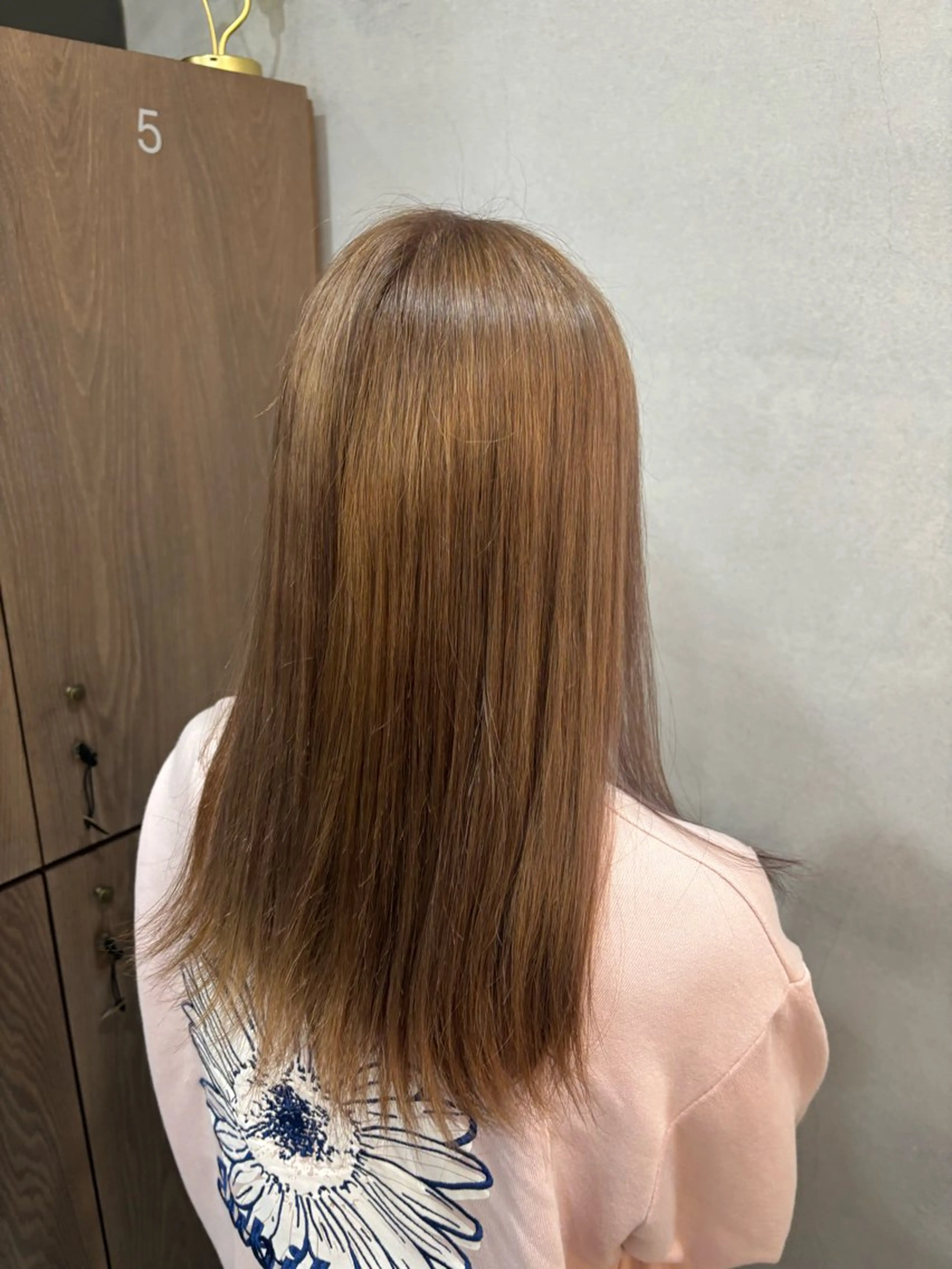 前髪カット+前髪縮毛矯正の写真