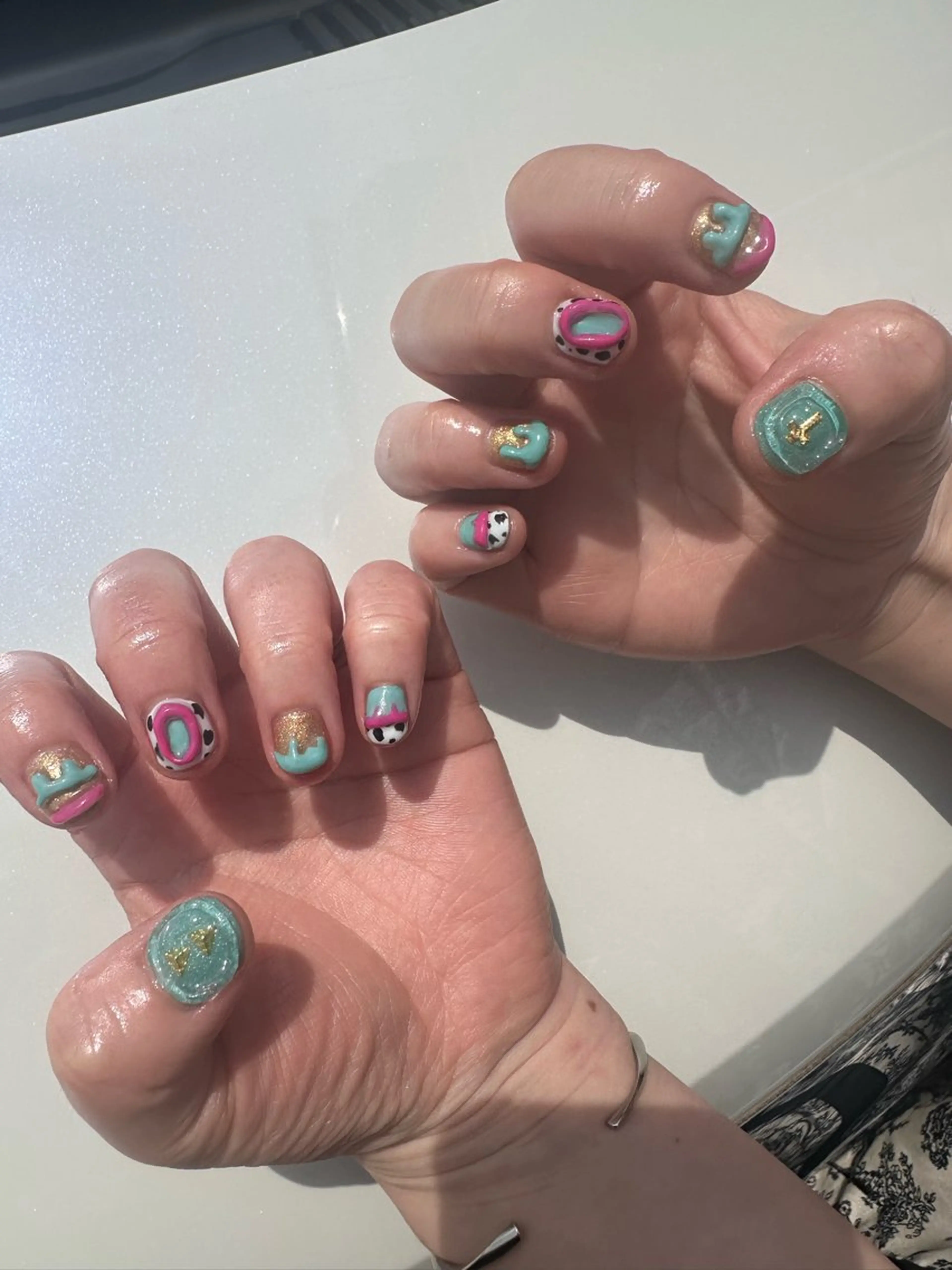 ネイル e.nail所属・🍎吉田 恵里🍎のネイルデザイン