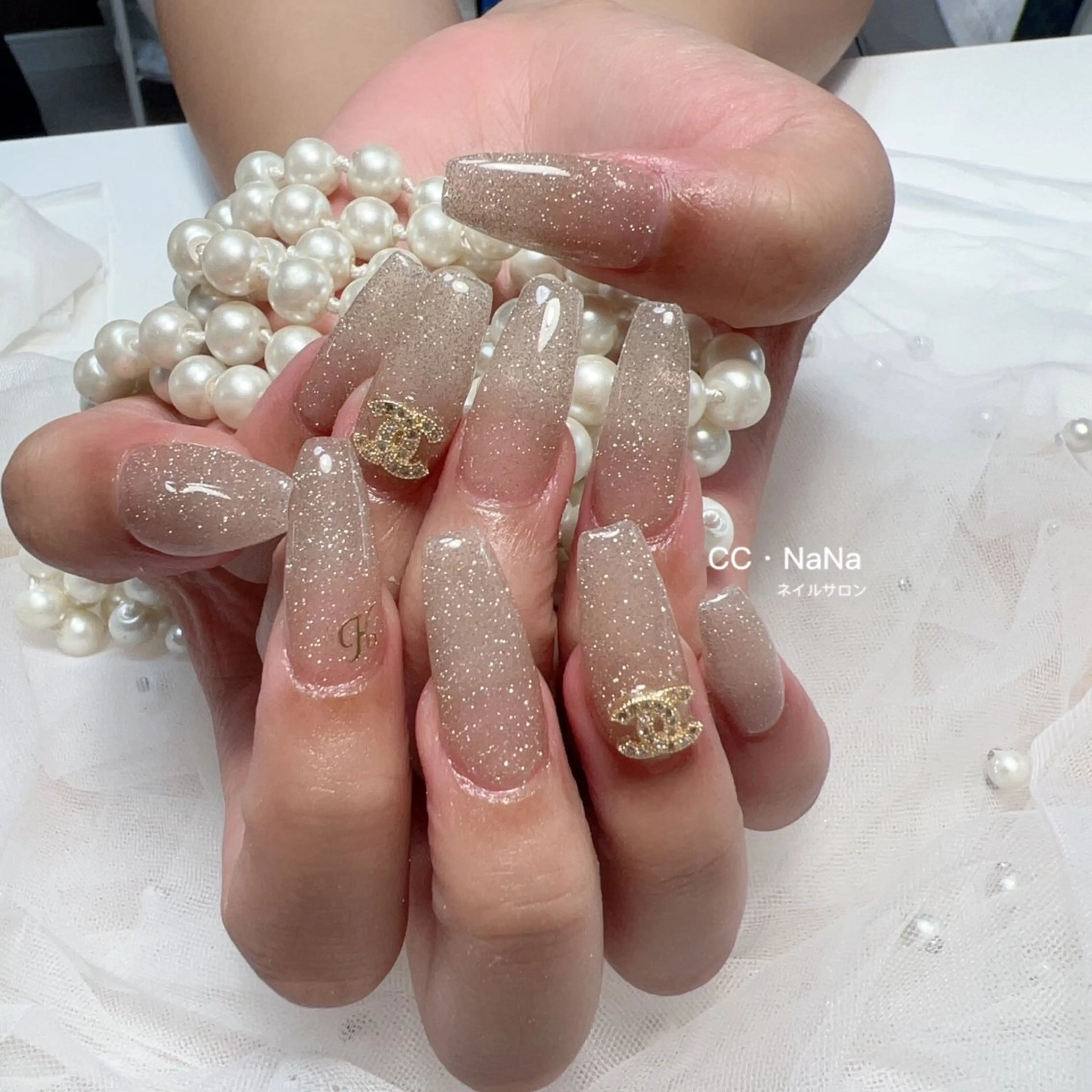 ネイル チークネイル フラッシュネイル ハート キラキラネイル 韓国ネイル ハンドネイル 💎CC・NaNa 韓国風ネイル🌙Cのネイルデザイン