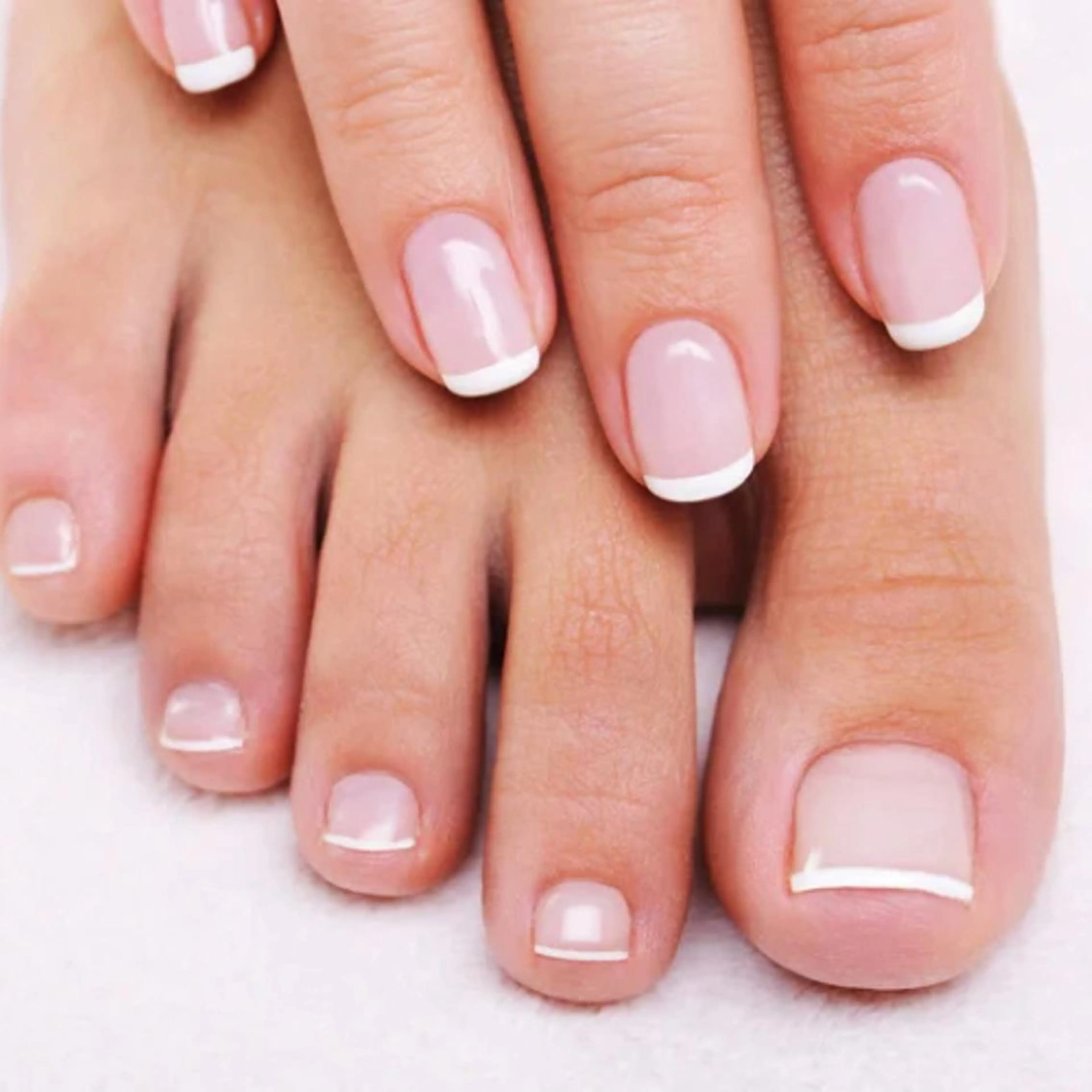 ショート ハンドネイル フットネイル JNA認定講師🌸 RIEのネイルデザイン