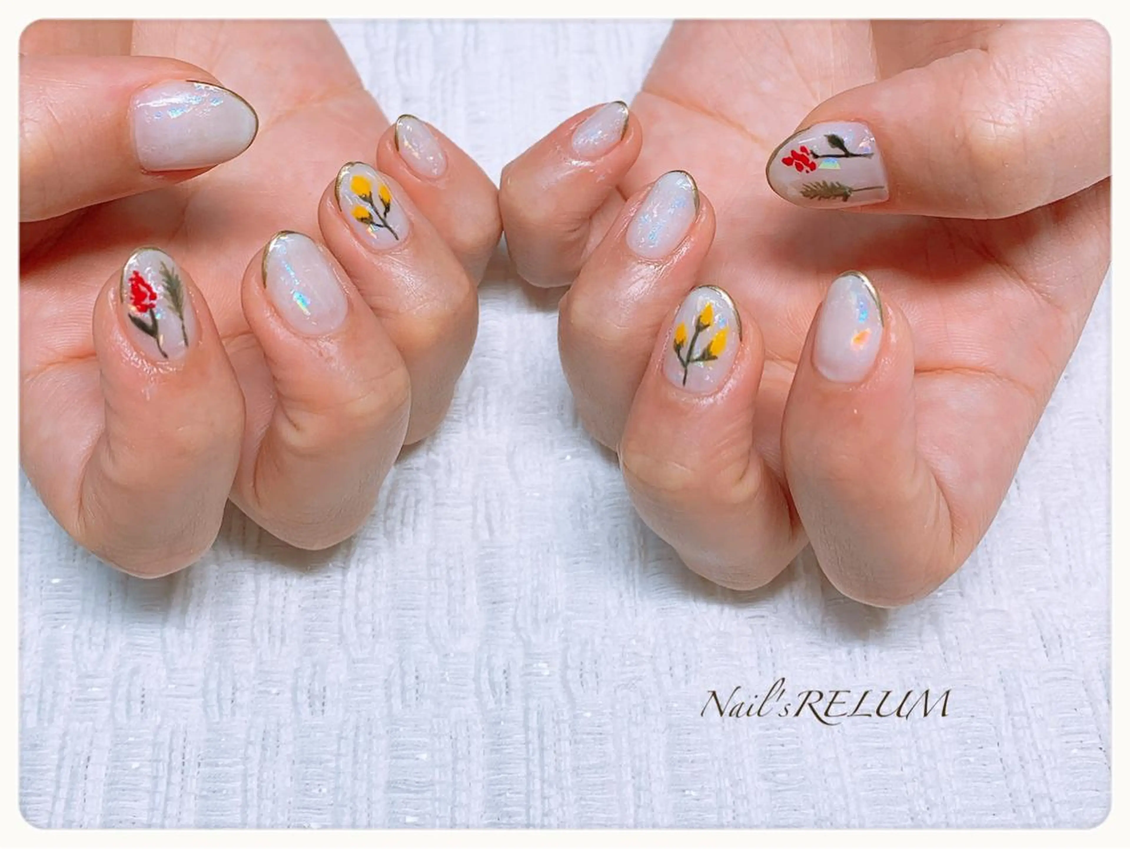 ネイル キラキラネイル THECOLORS所属・近貞 莉奈のネイルデザイン