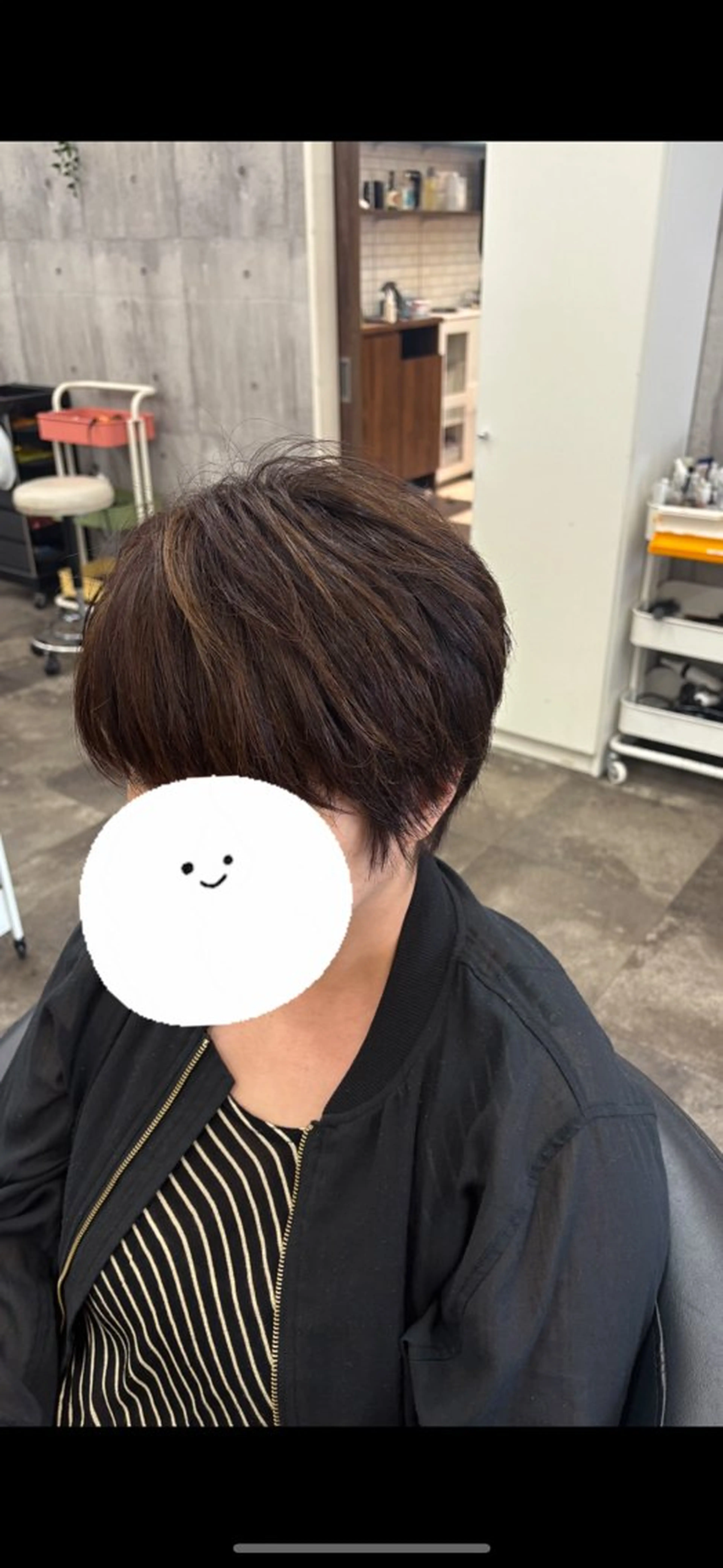 ショート カラー ハイライトカラー ハイライト ヘアカラー トリートメント 藤田 麗安のヘアスタイル