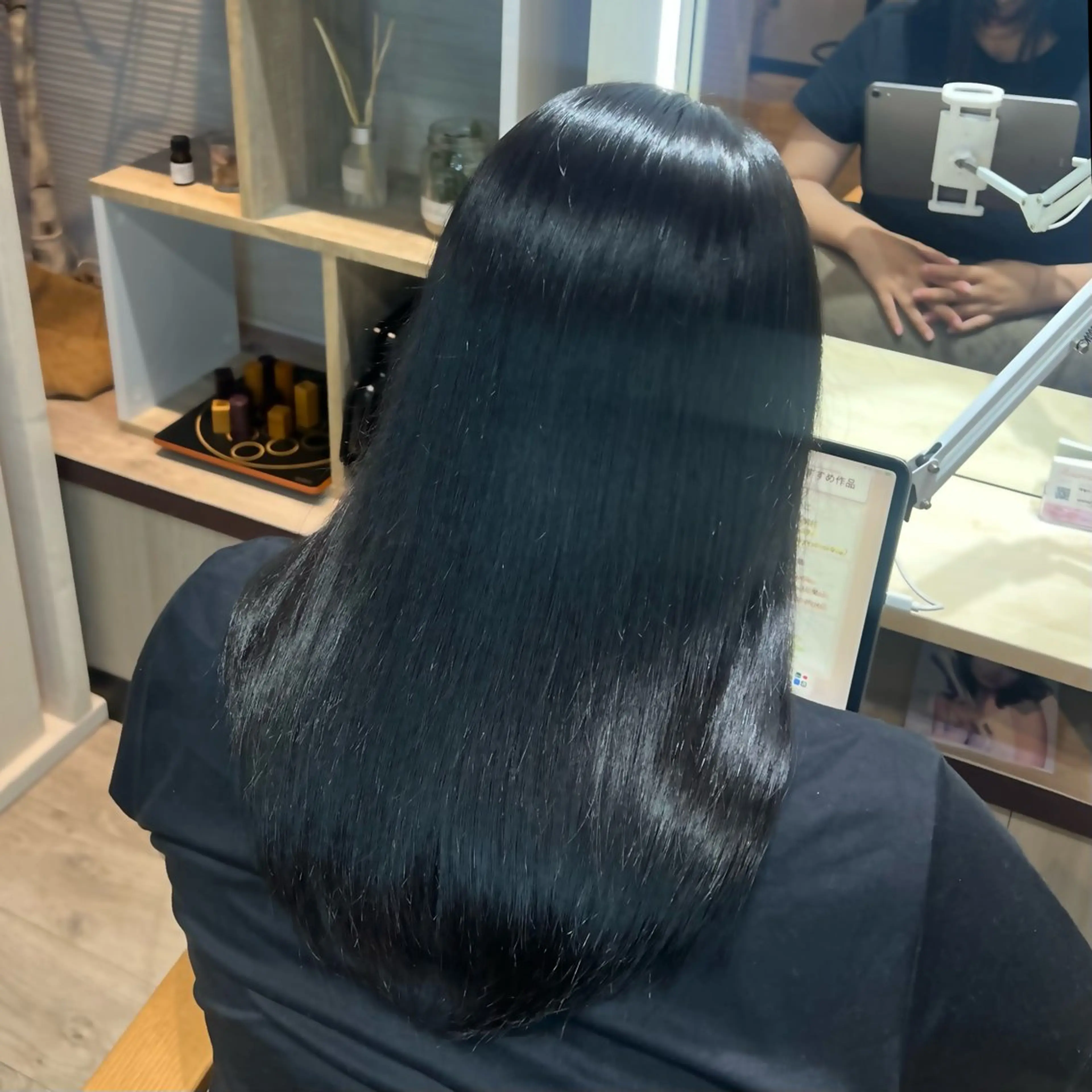 カラー AmiDA所属・AmiDA 常光のヘアスタイル