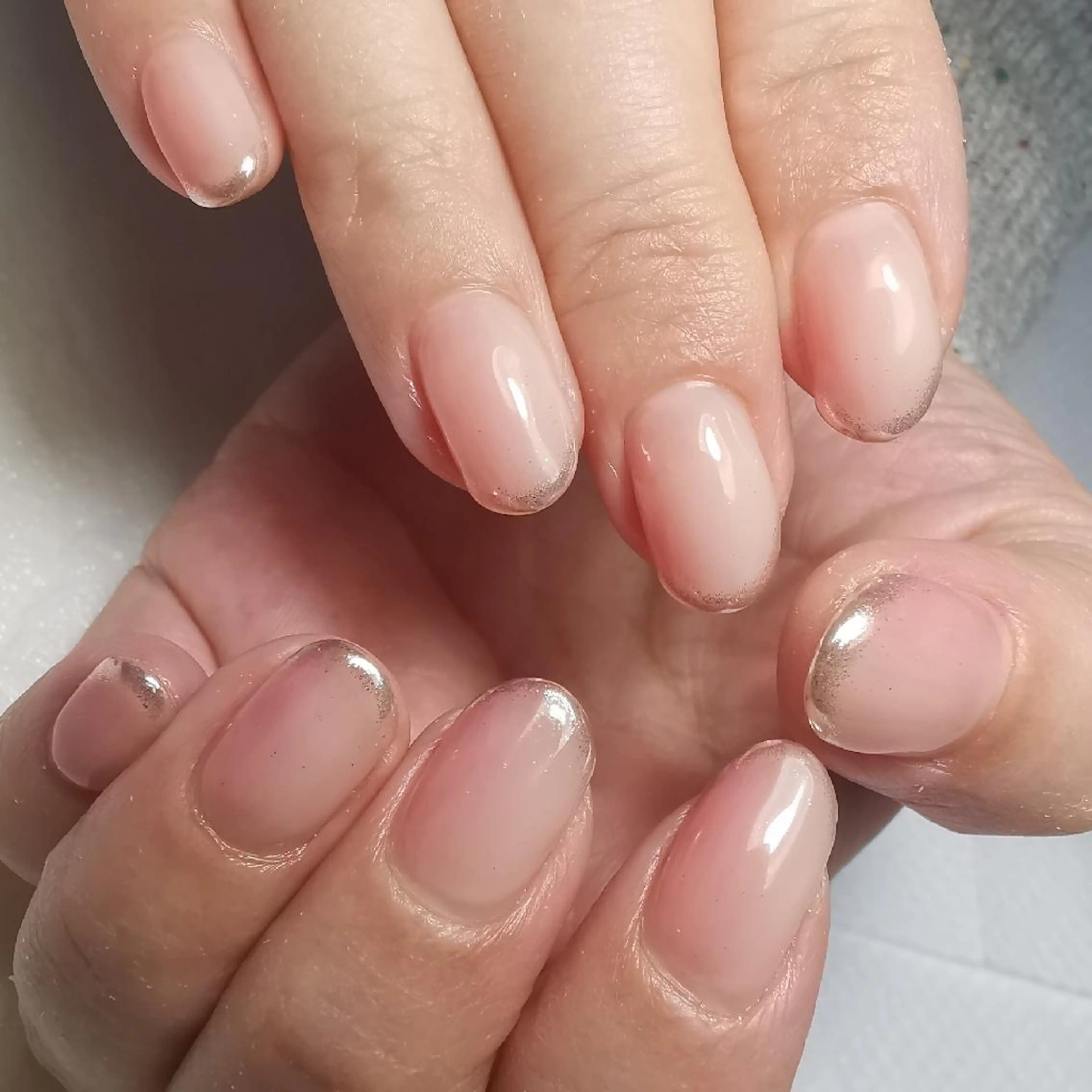 ネイル フレンチネイル グラデーション ミラーネイル ハンドネイル reve あやののネイルデザイン