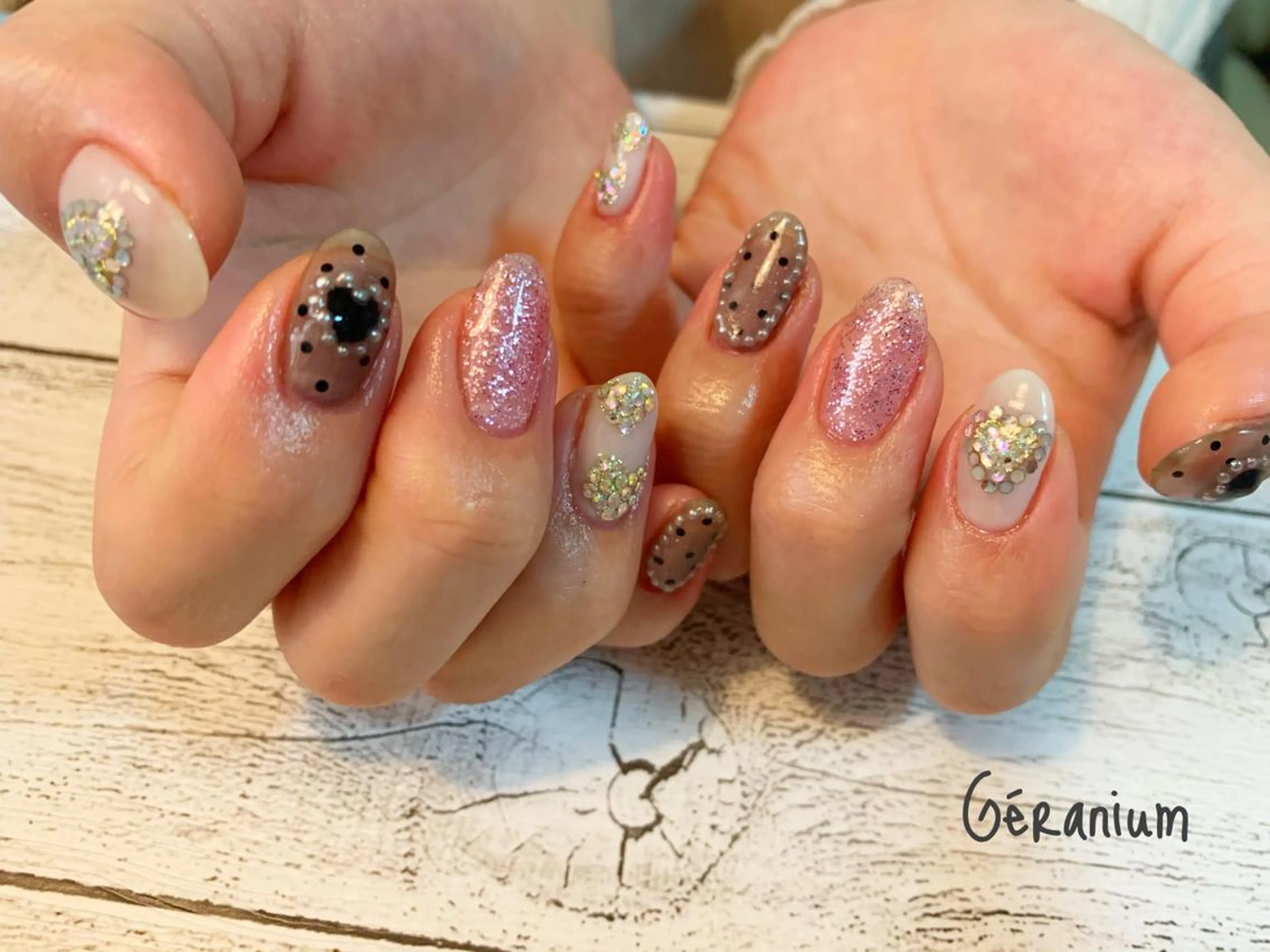 ネイル ハンドネイル GéRanium Harukaのネイルデザイン