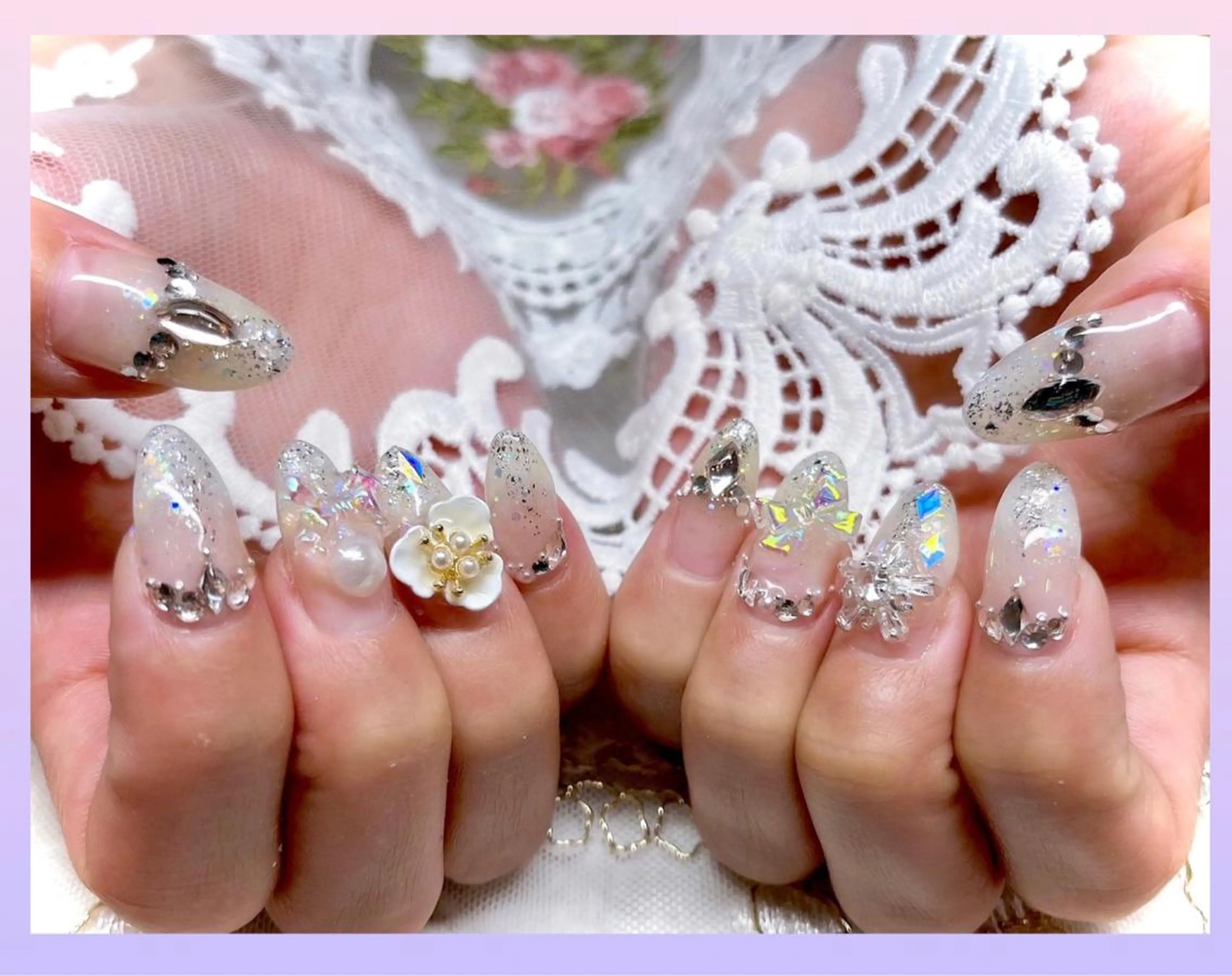 ネイル フラワーネイル Vogusty's Nail 鶴見店のネイルデザイン