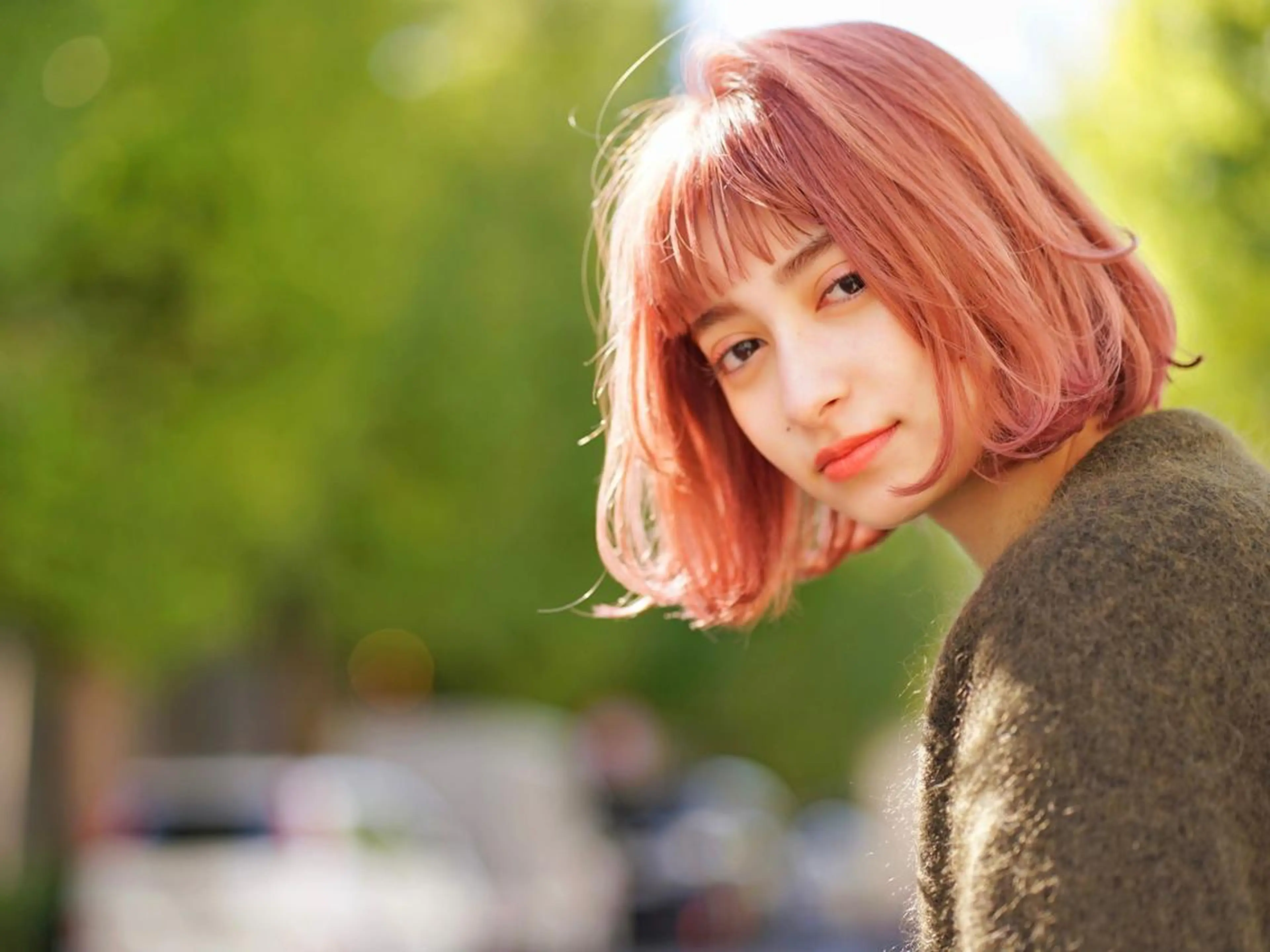 セミロング カラー パーマ ヘアアレンジ アディクシーカラー アッシュ バレイヤージュ ベージュカラー ブリーチ newi grande 横浜店のヘアスタイル
