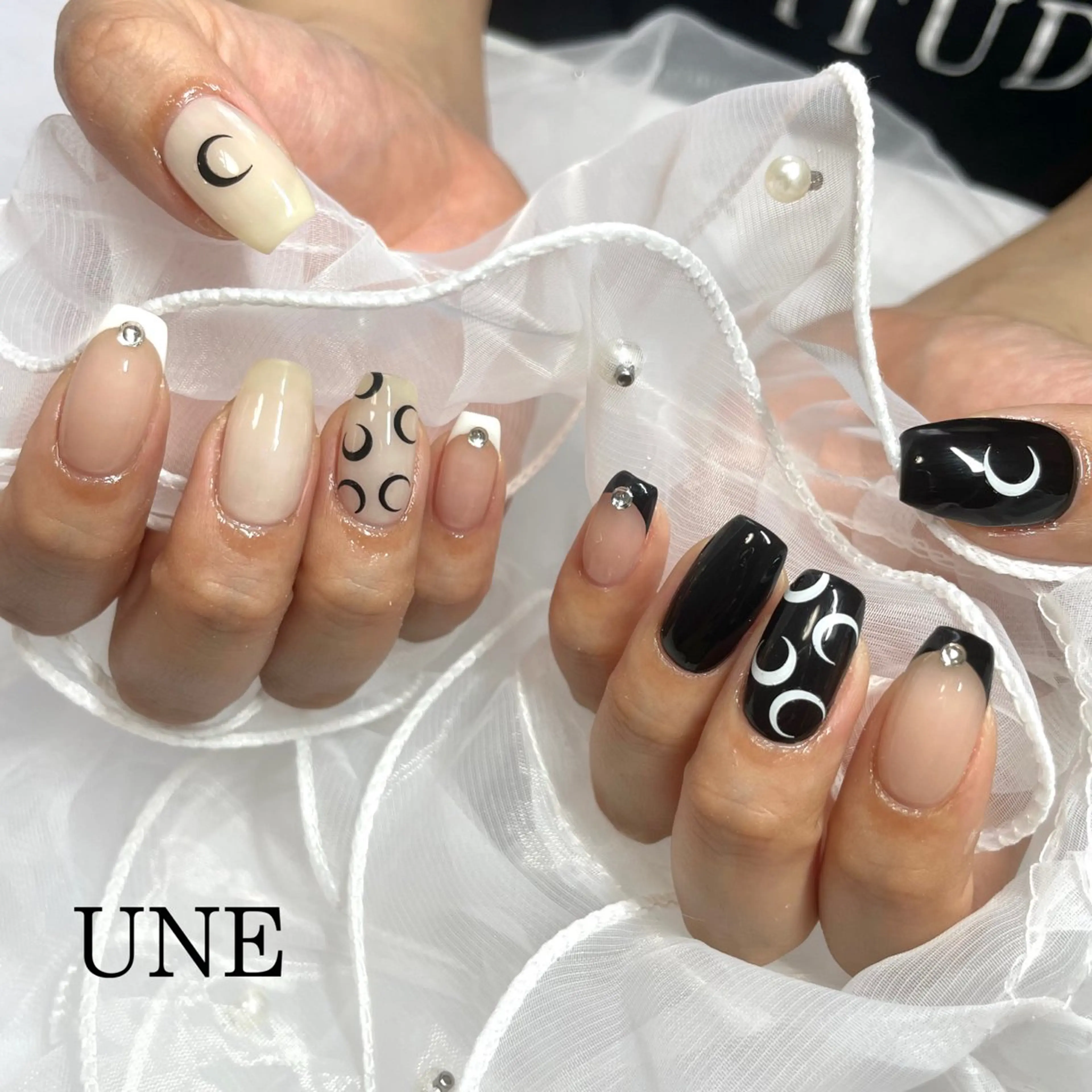 ミディアム UNE.【ユヌ】 Jr.NANAのネイルデザイン