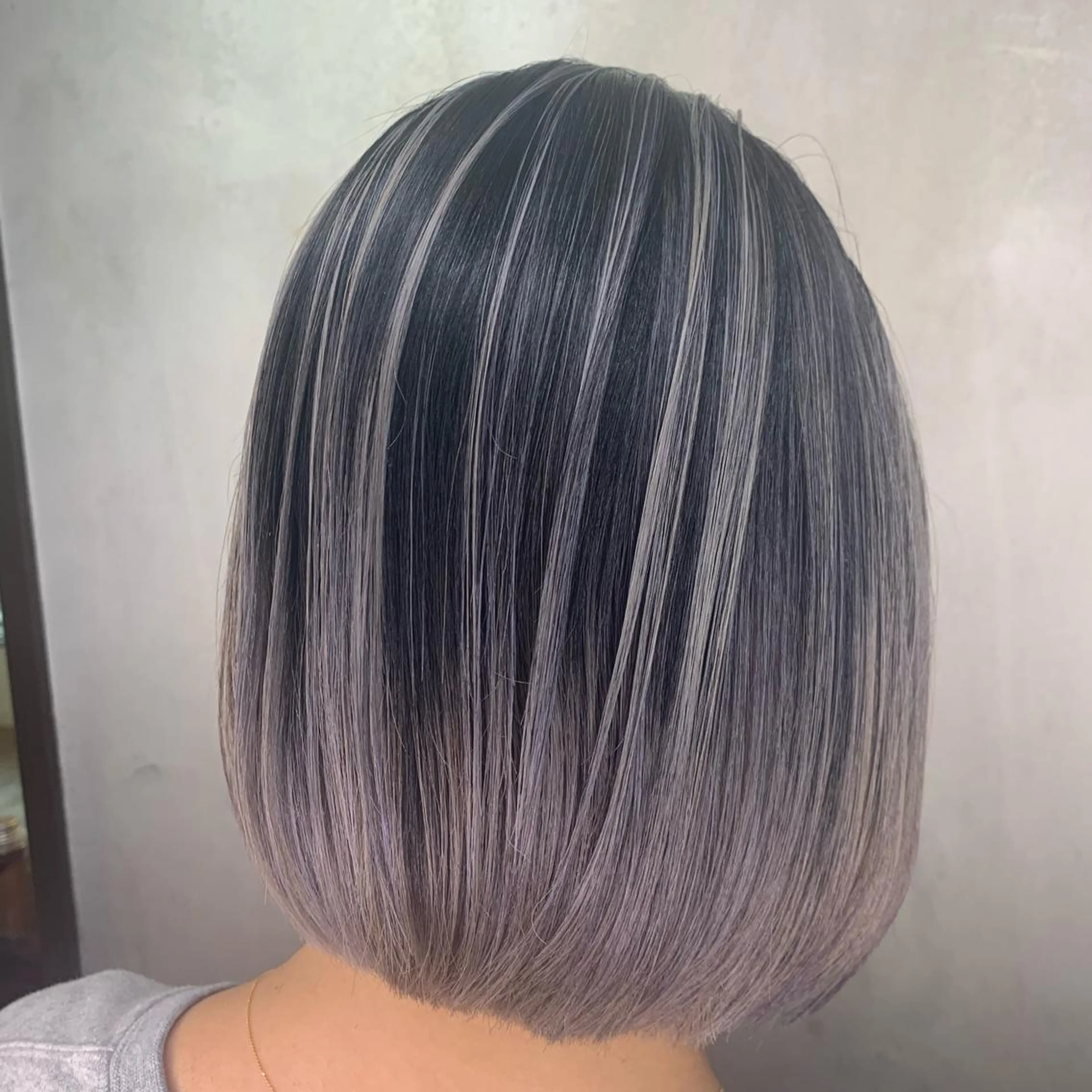 ショート カラー MIL心斎橋所属・Clair クレアのヘアスタイル