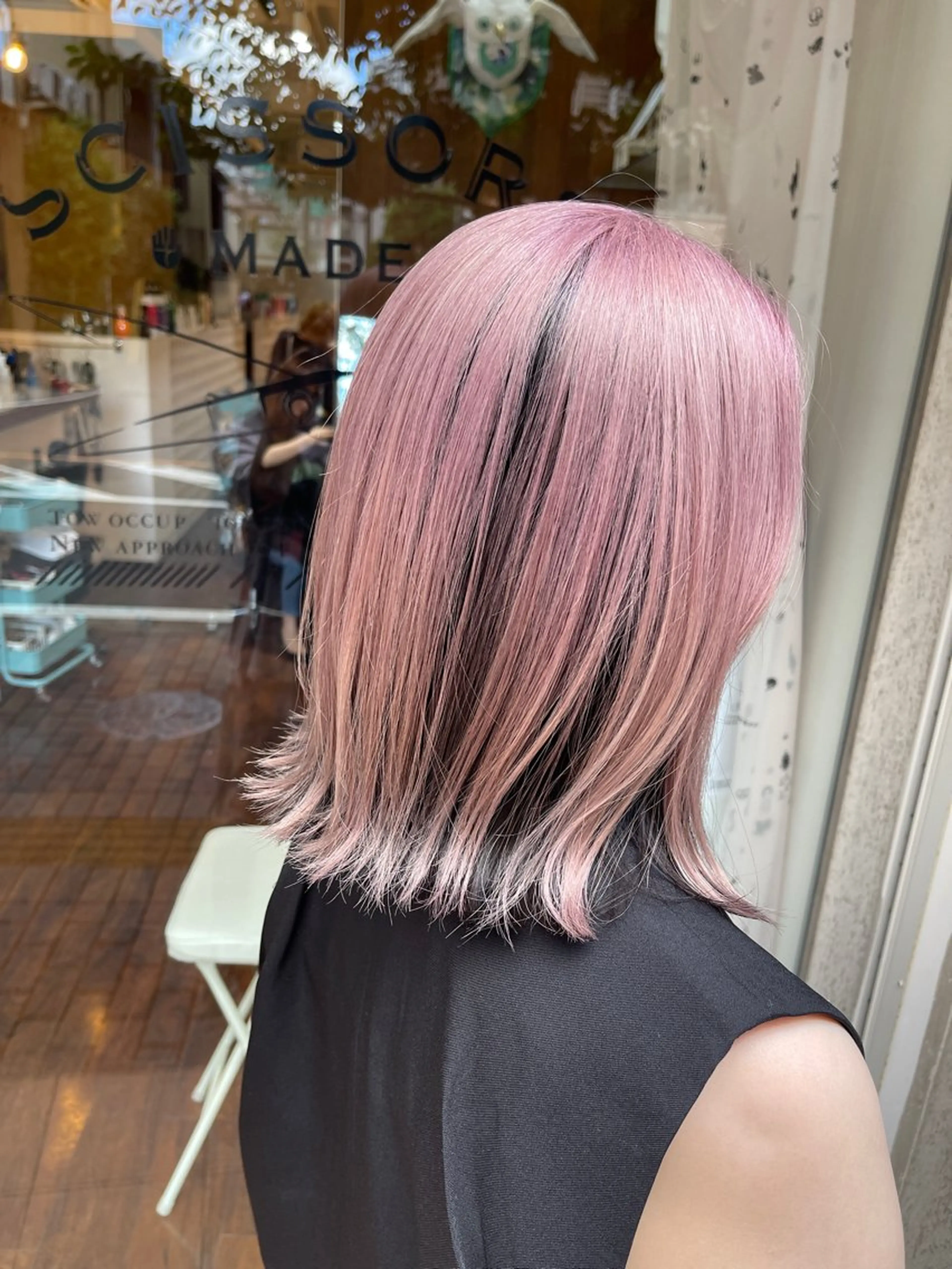 ミディアム カット ヘアカラー トリートメント CoCooN satoshiのヘアスタイル