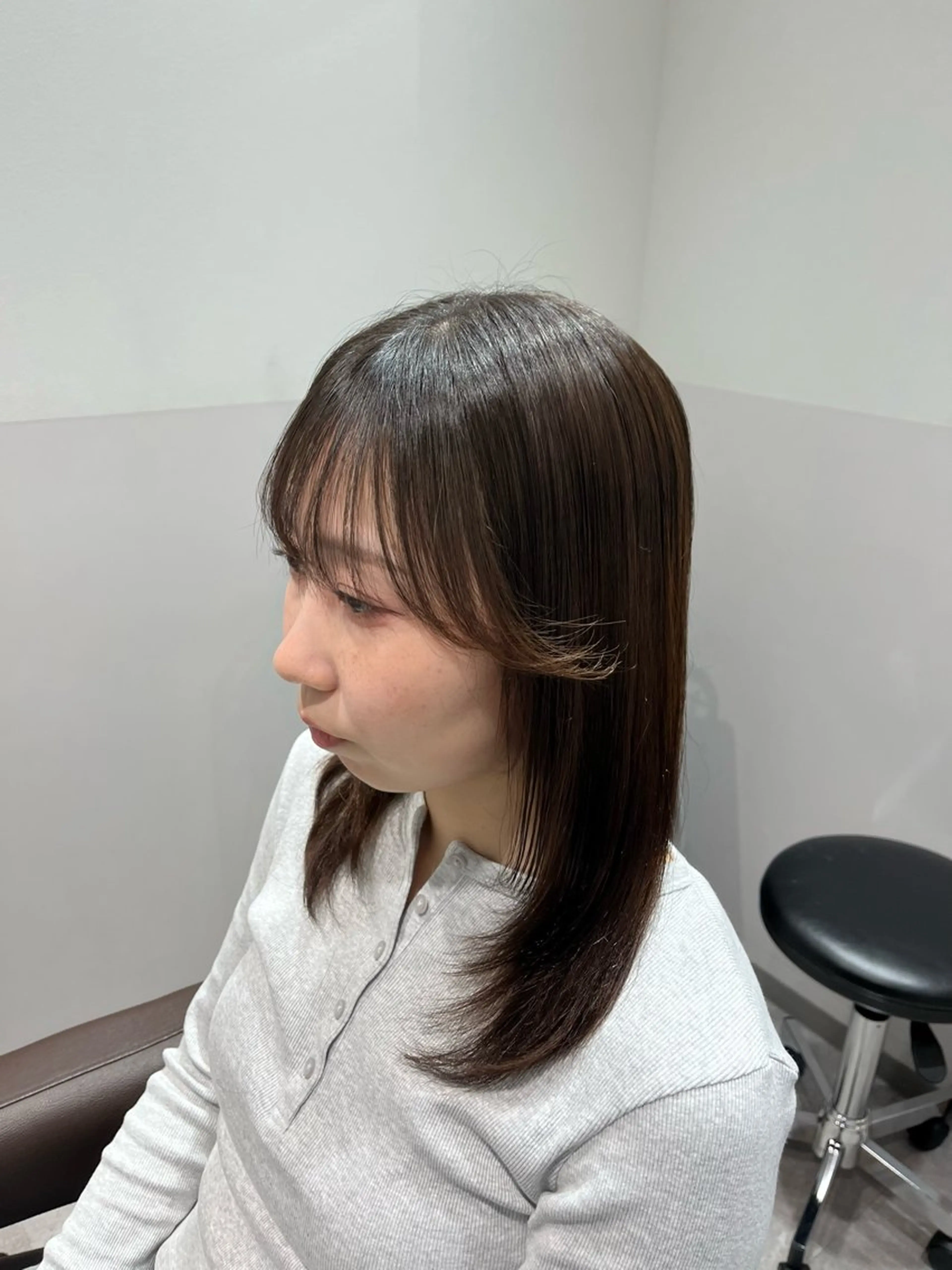 ミディアム ミディアムレイヤー レイヤーカット カット 縮毛矯正 トリートメント SALOWIN大宮crest所属・大宮レイヤーカット× 透明感カラー　rioのヘアスタイル