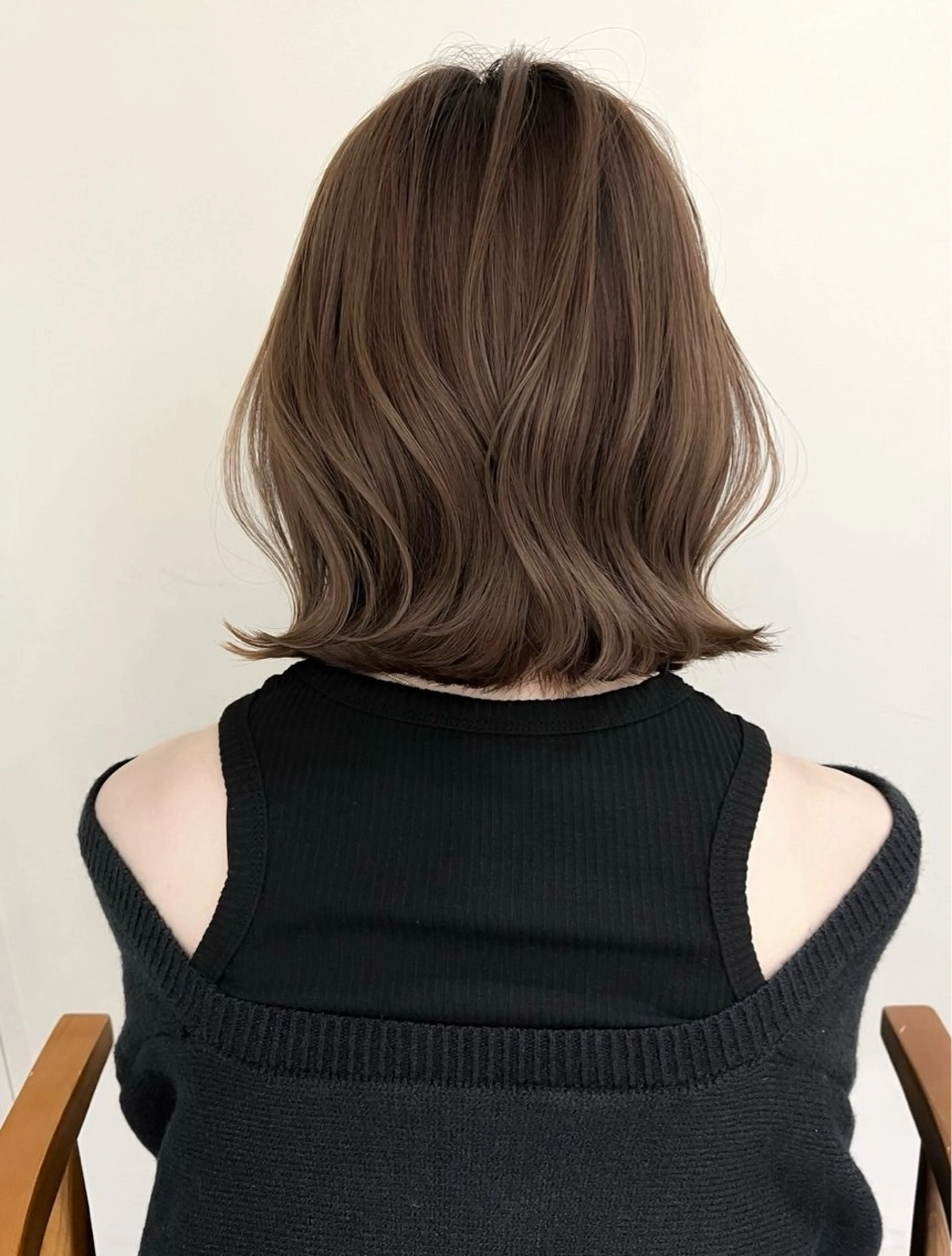 ショート カラー 小顔ボブ jilblanカホのヘアスタイル