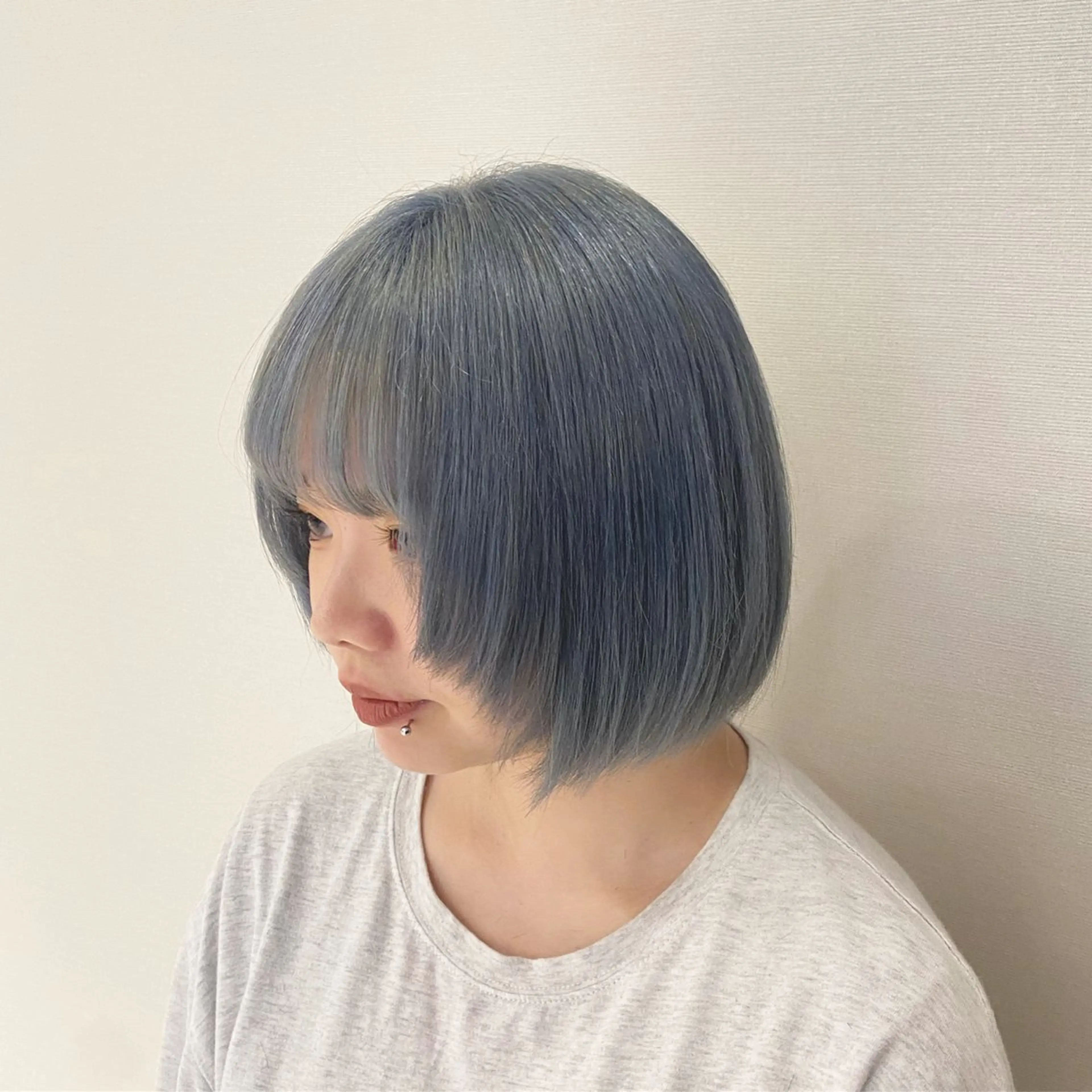 ショート カラー カット トリートメント ベレーザ渋谷所属・🦋ハイトーン・髪質 改善🦋成嶋 朋希のヘアスタイル