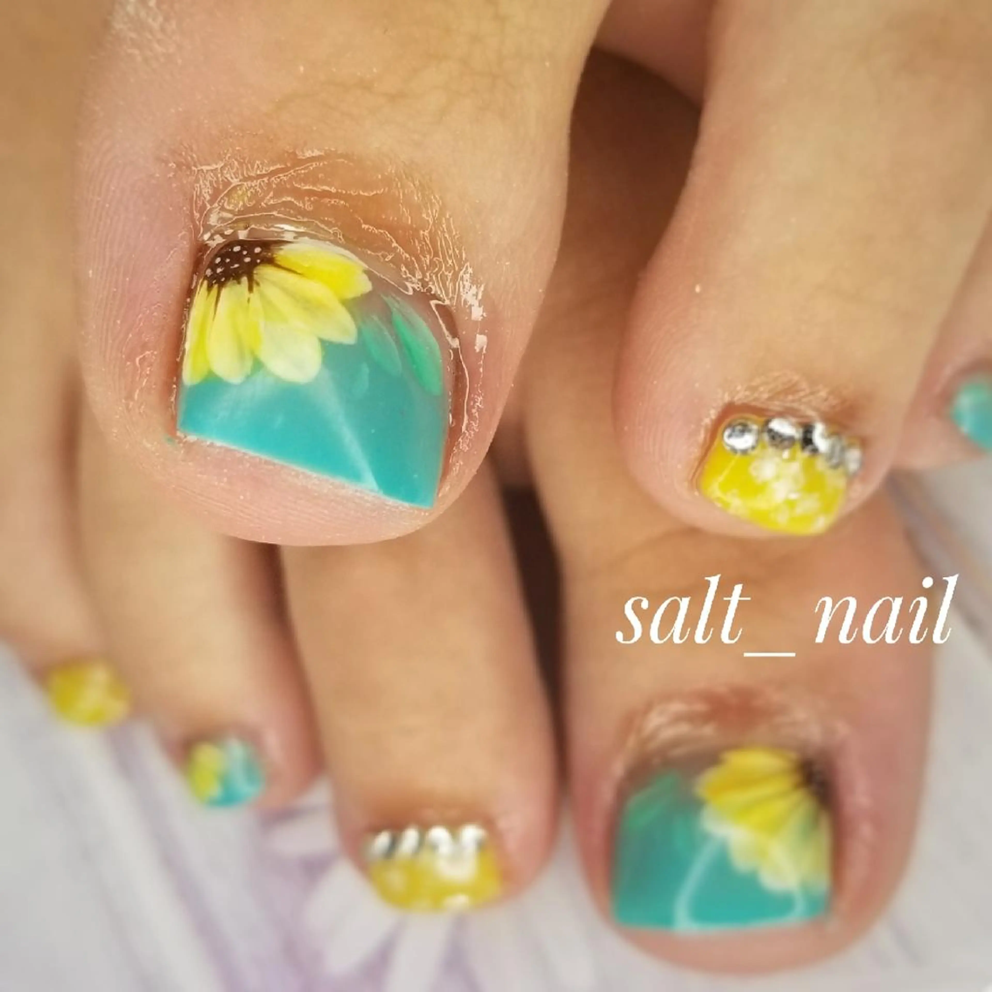 ネイル アートネイル シンプルネイル 夏ネイル 個人サロン saltnailのネイルデザイン