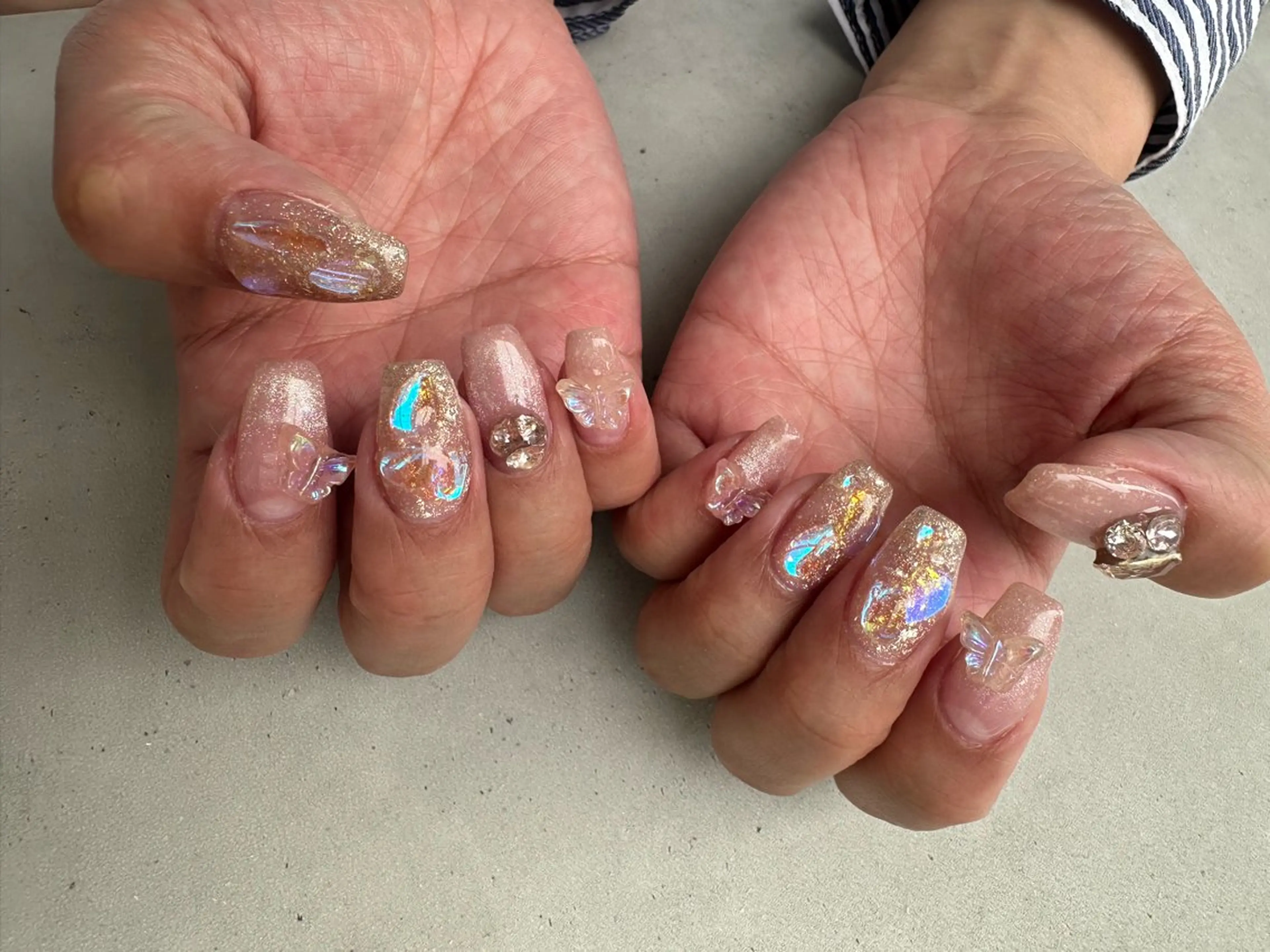 ネイル マグネットネイル シンプルネイル ハンドネイル hyakutake itsumiのネイルデザイン