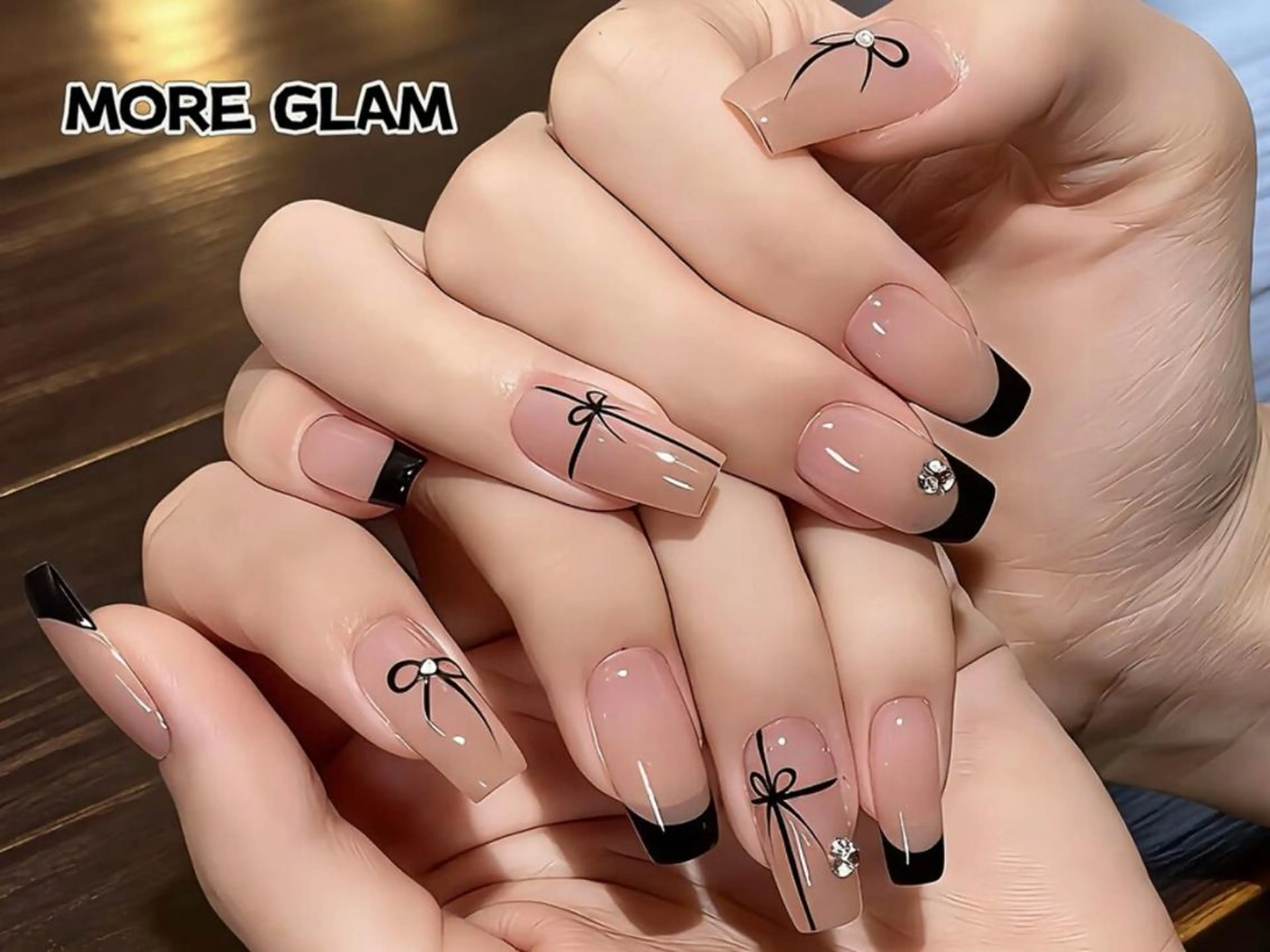 ネイル 長さ出し フットネイル フレンチネイル ジェルネイル ガラスフレンチ MoreGlam ネイルのネイルデザイン