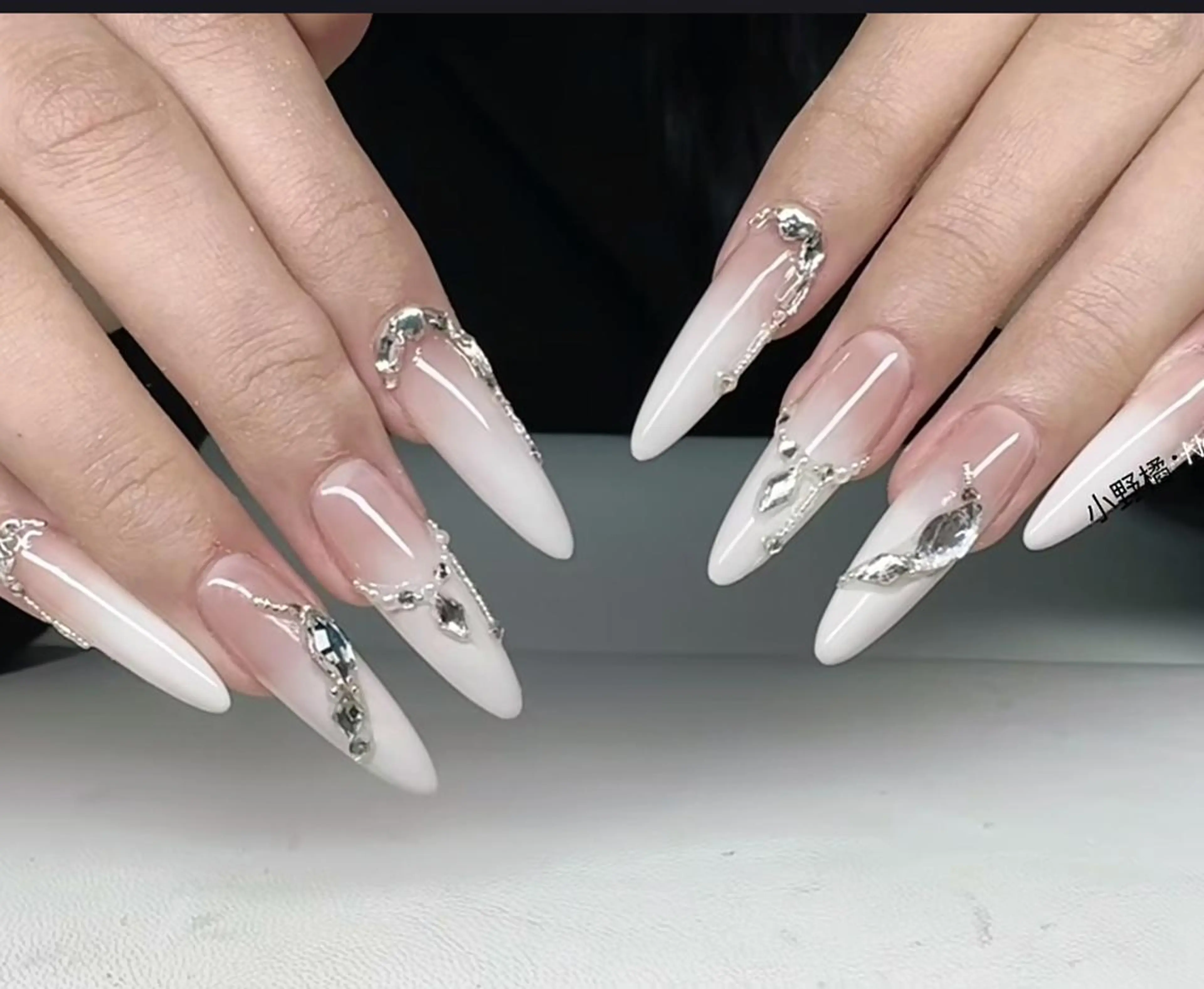 ネイル ハンドネイル 🎀 UU_nailのネイルデザイン