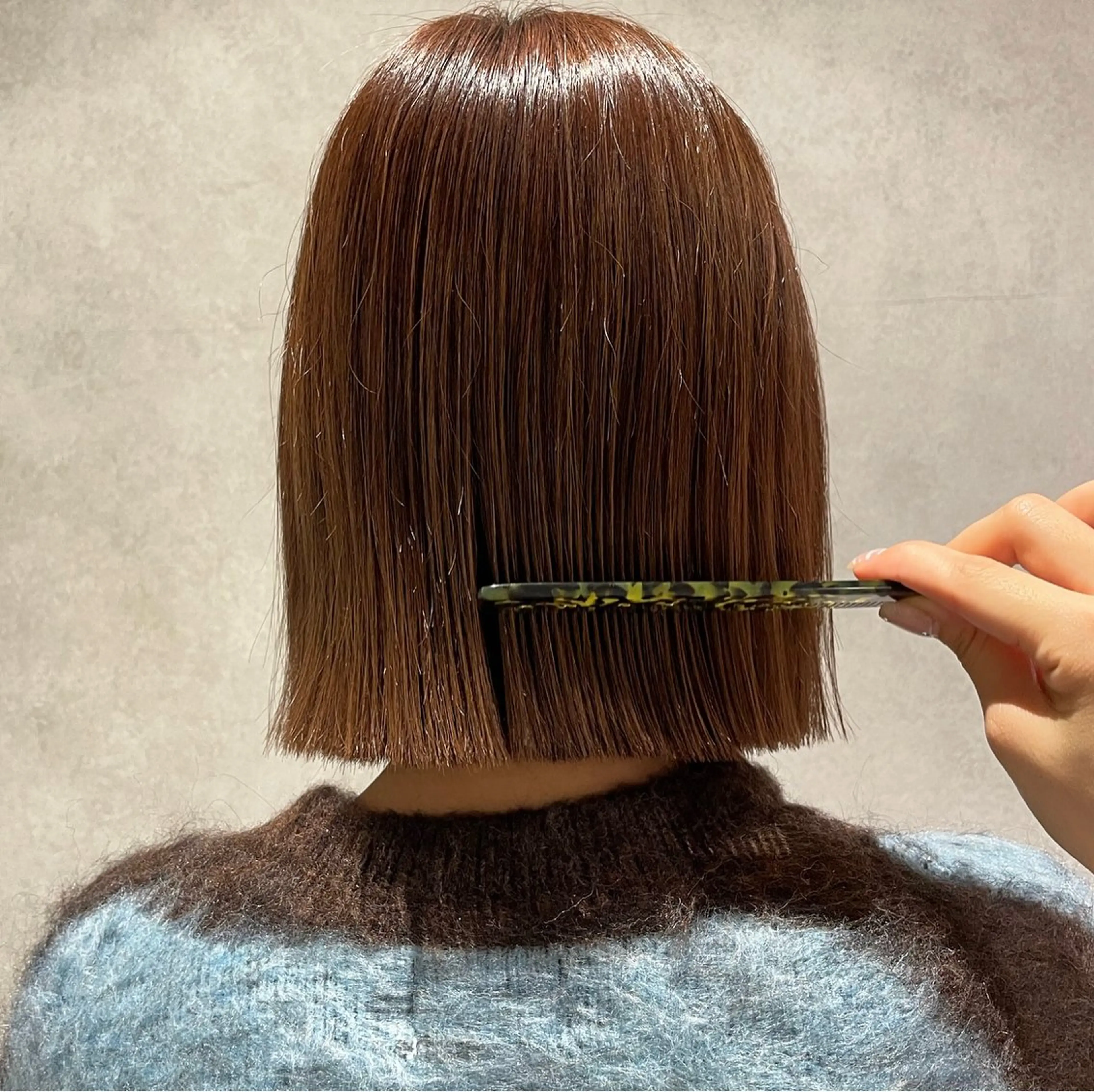 ミディアム カット yumemiレイヤー ‎✴︎ 透明感カラーのヘアスタイル