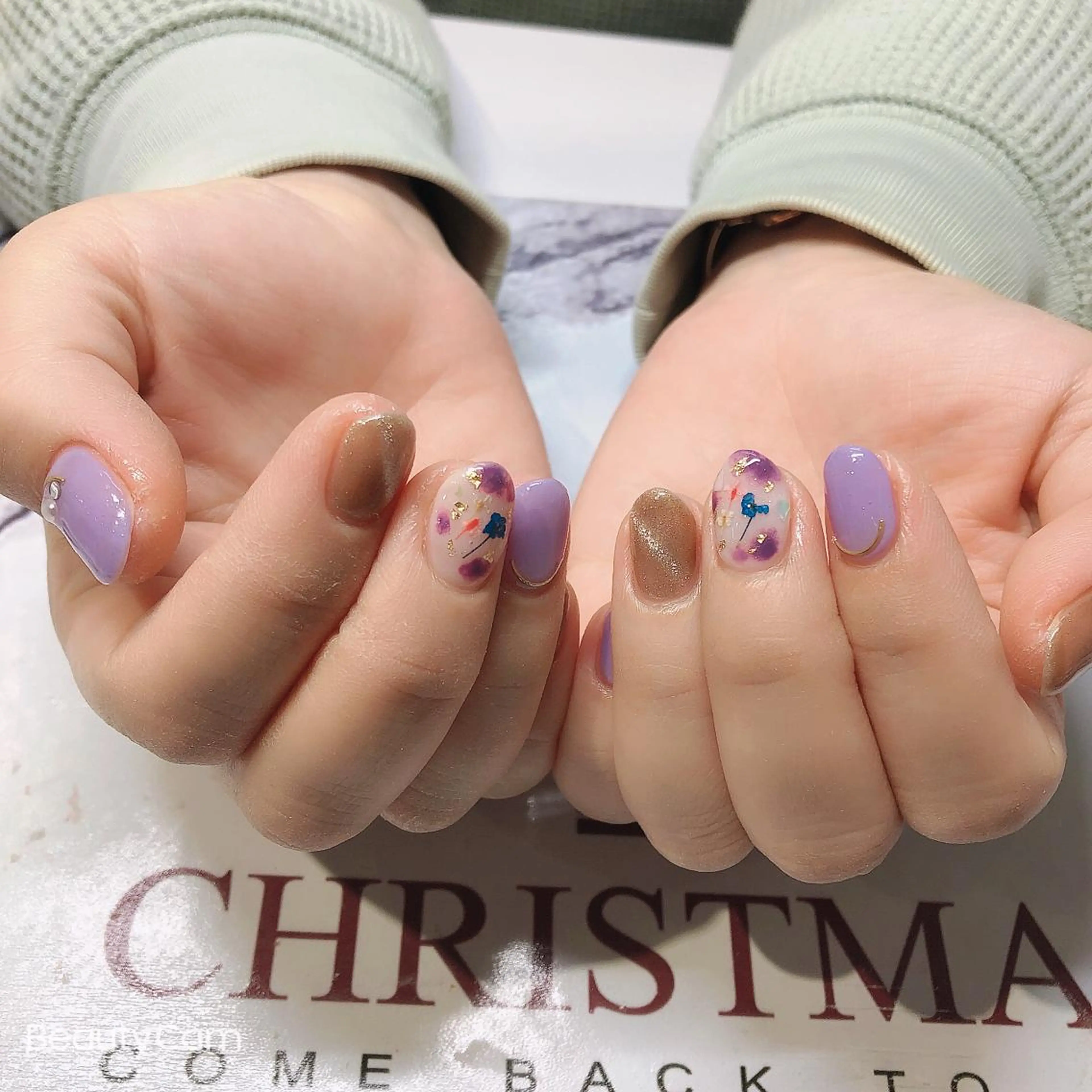 ネイル Guarendo錦糸町店所属・ガレンドウ 白澤 愛子のネイルデザイン