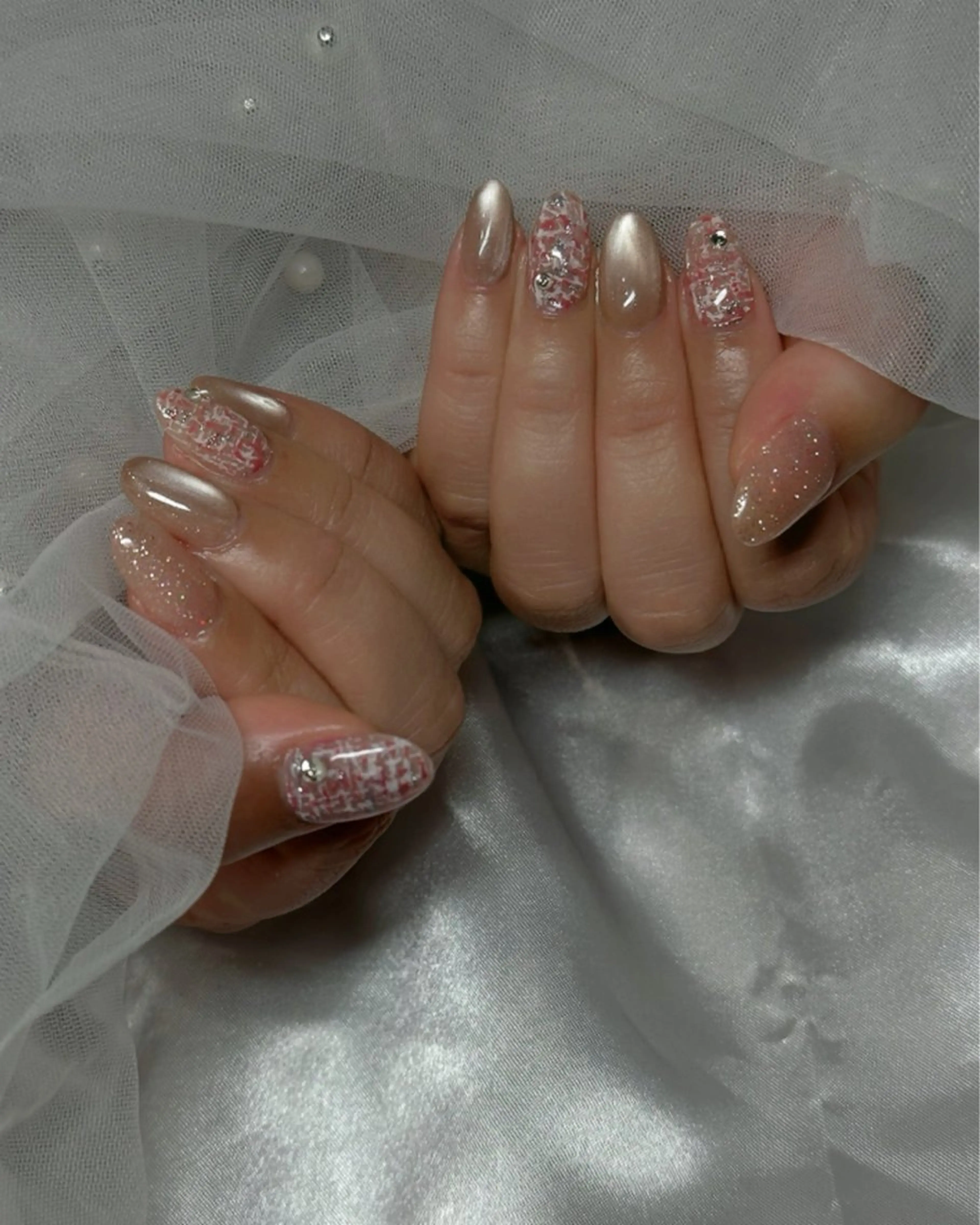 ネイル アートネイル キラキラネイル マグネットネイル ピンク ツイードネイル ハンドネイル cres nail（スクールW内）所属・Sei ｜ cres nailのネイルデザイン