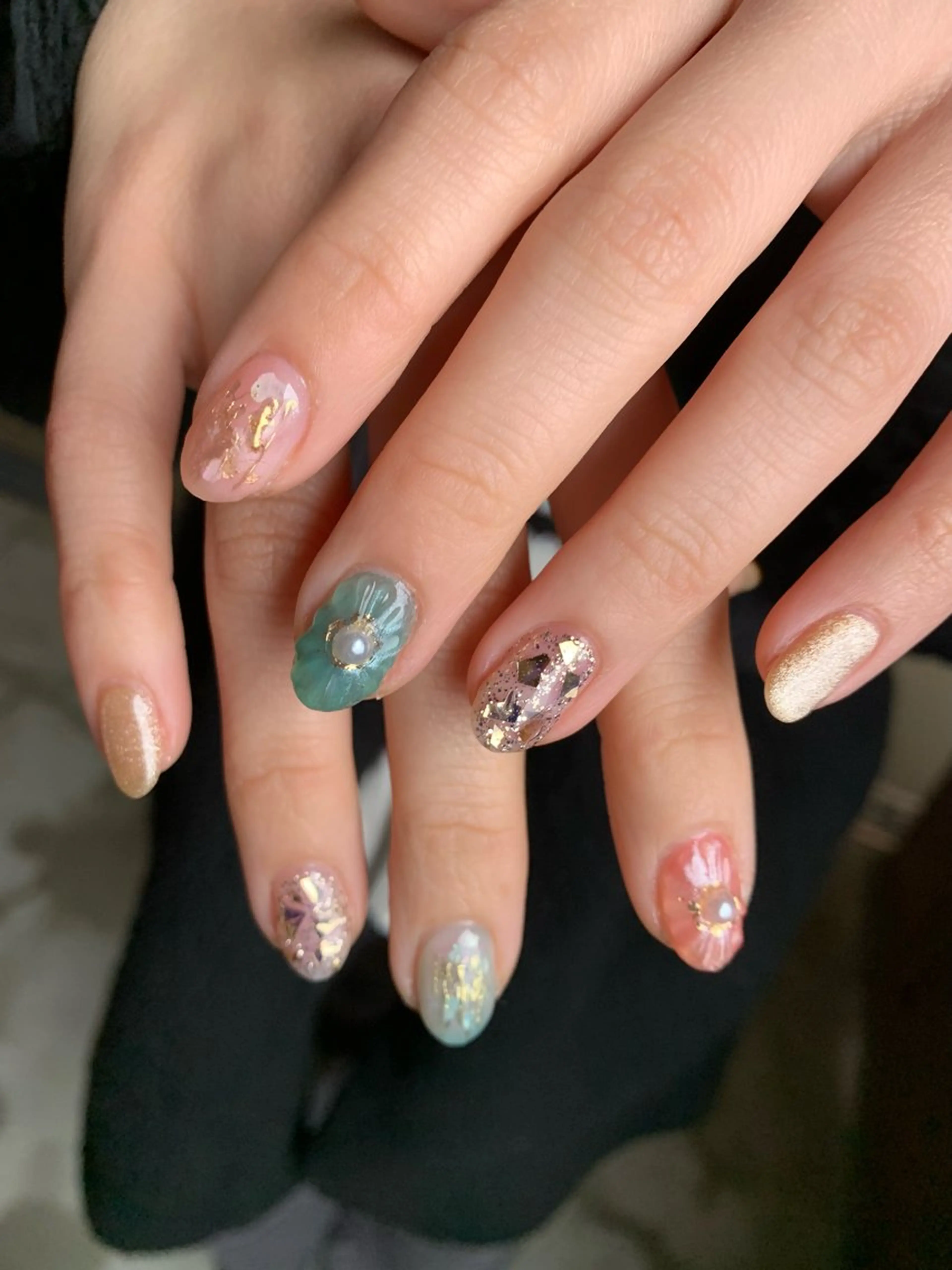 ネイル ハンドネイル eiju .のネイルデザイン