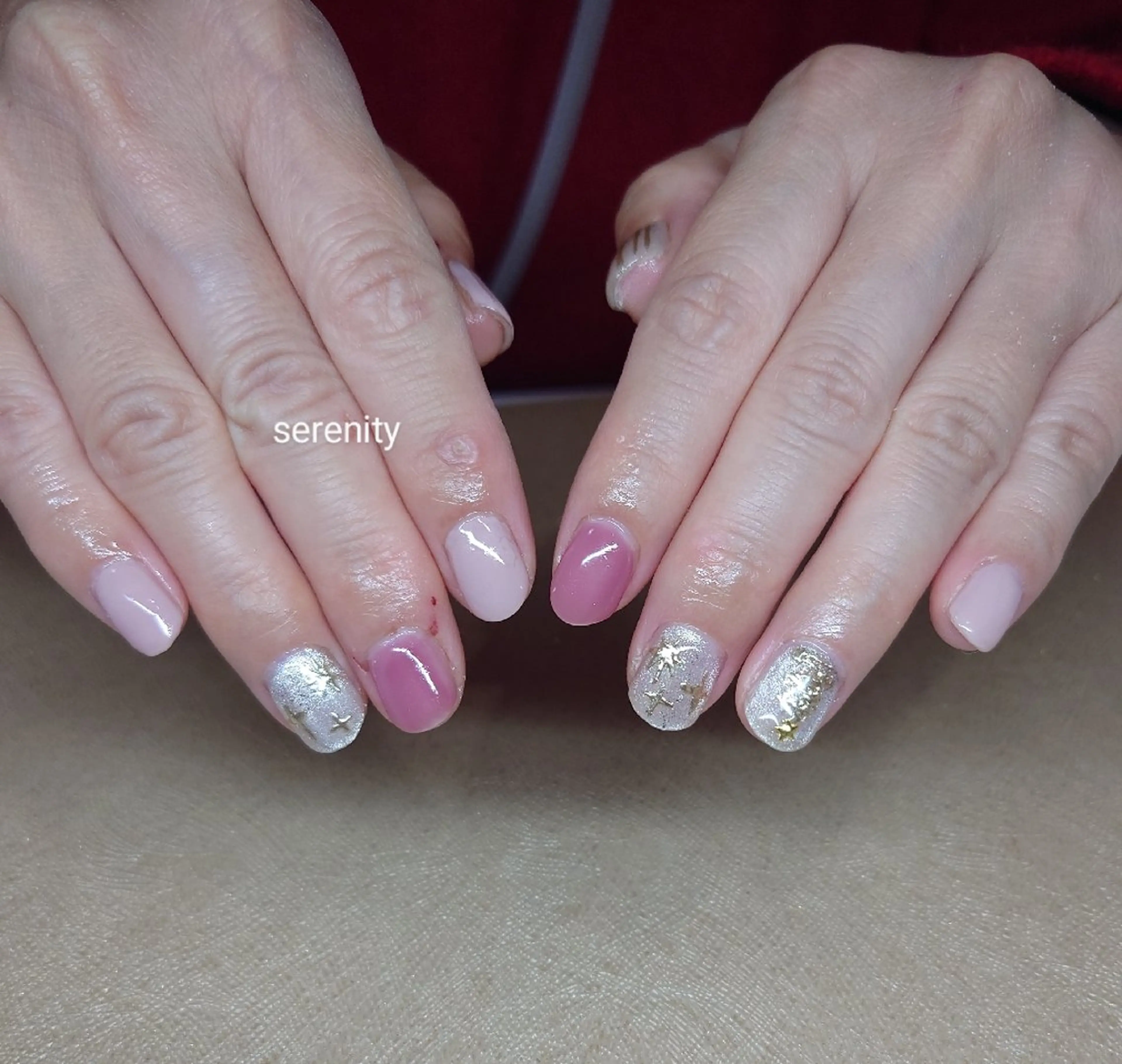 ネイル マグネットネイル ミラーネイル 持ち込み 冬ネイル クリスマス nail  serenityのネイルデザイン