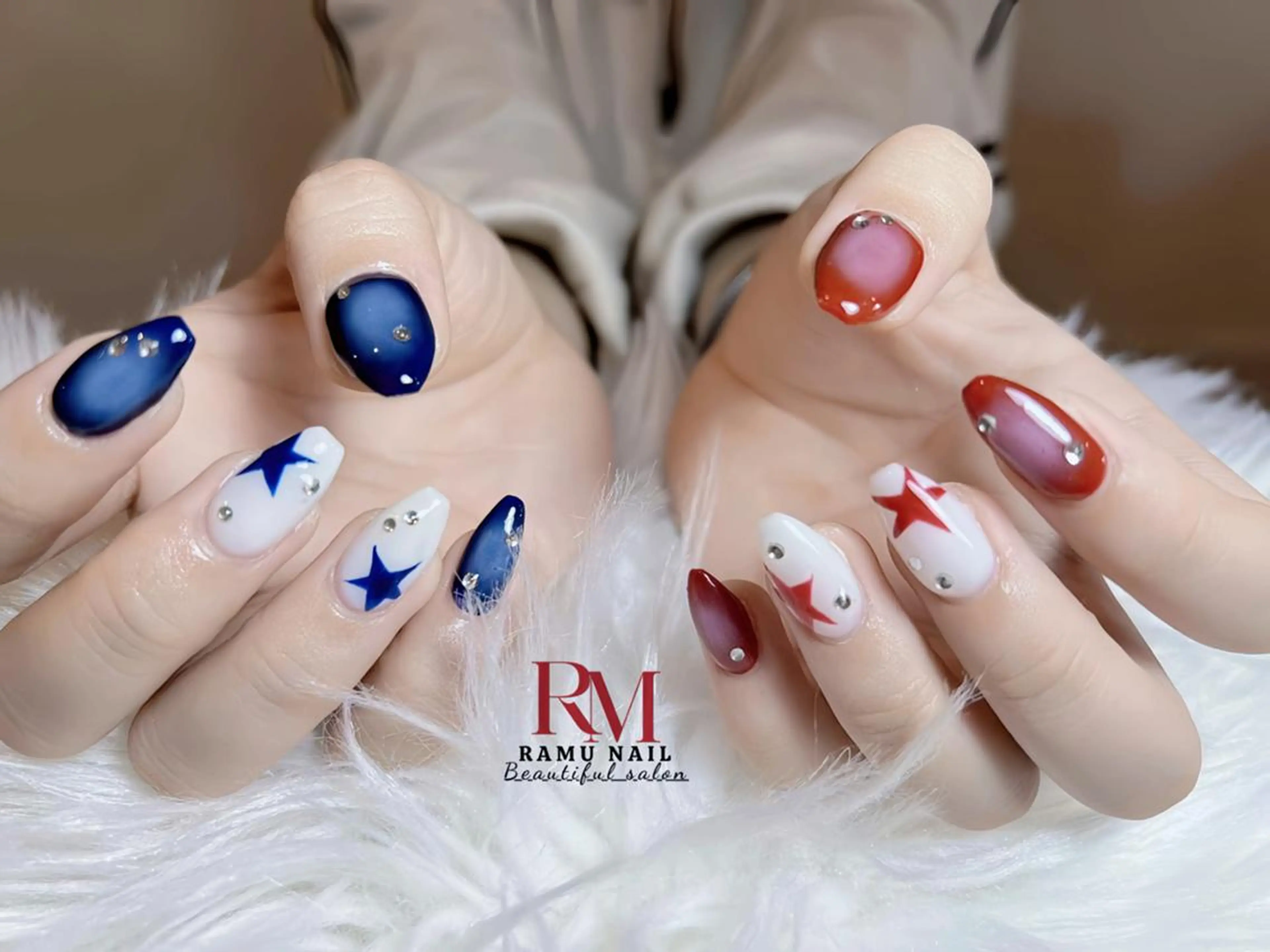 ネイル フレンチネイル 韓国ネイル シンプルネイル ネイルチップ ワンホンネイル ハンドネイル RAMU_Nail 池袋店のネイルデザイン