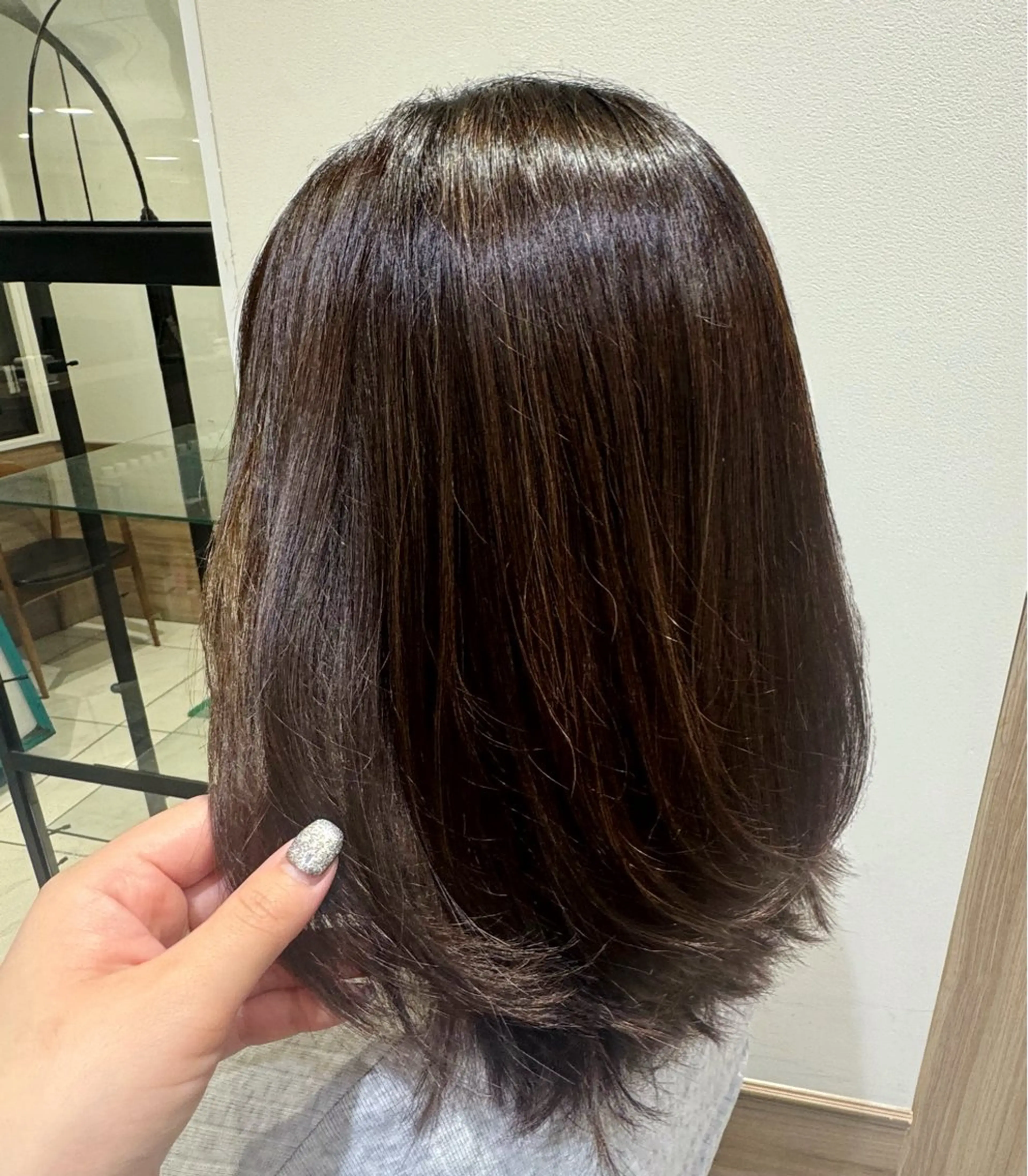 カラー 奥寺 沙菜のヘアスタイル