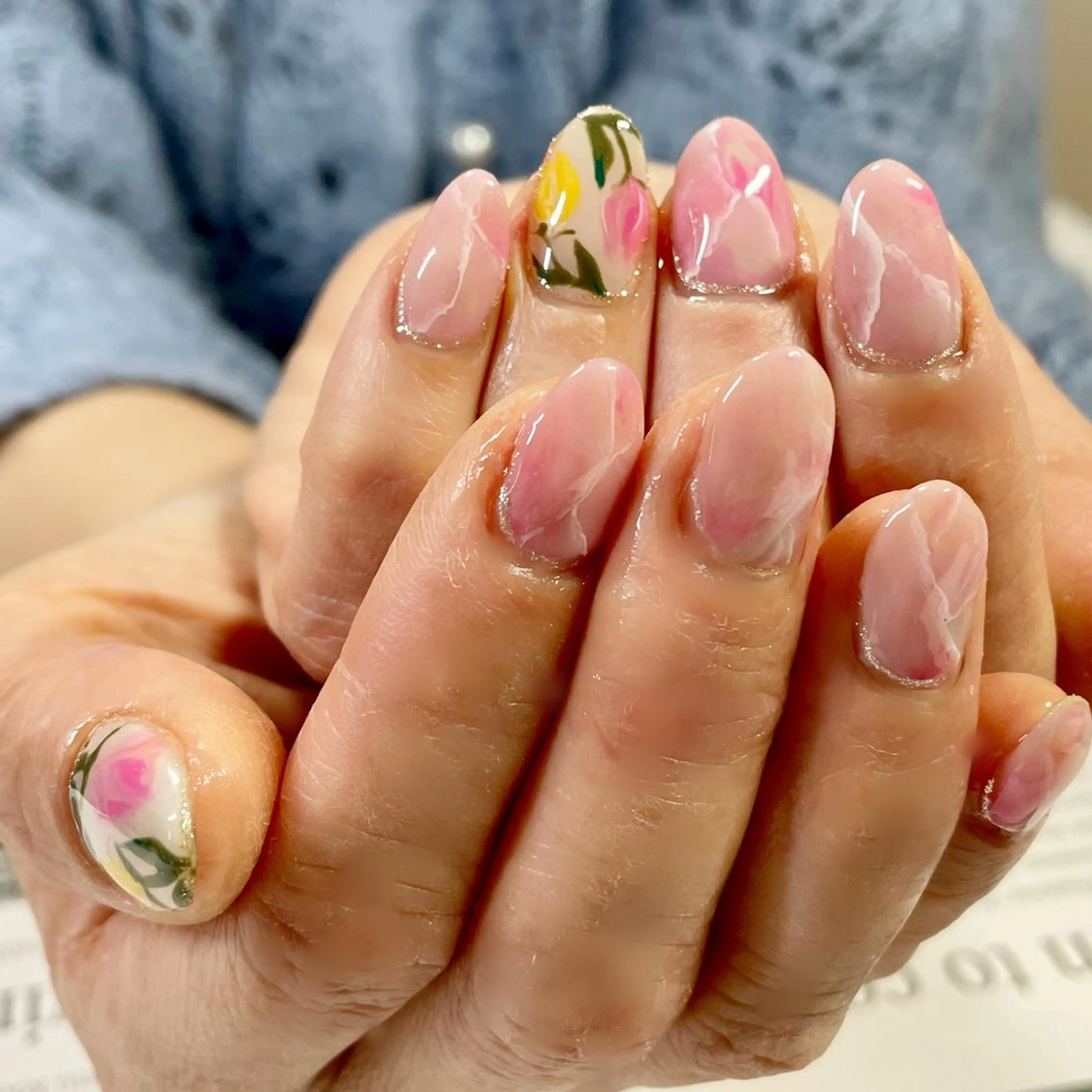 ネイル ニュアンスネイル 奥園 良恵のネイルデザイン