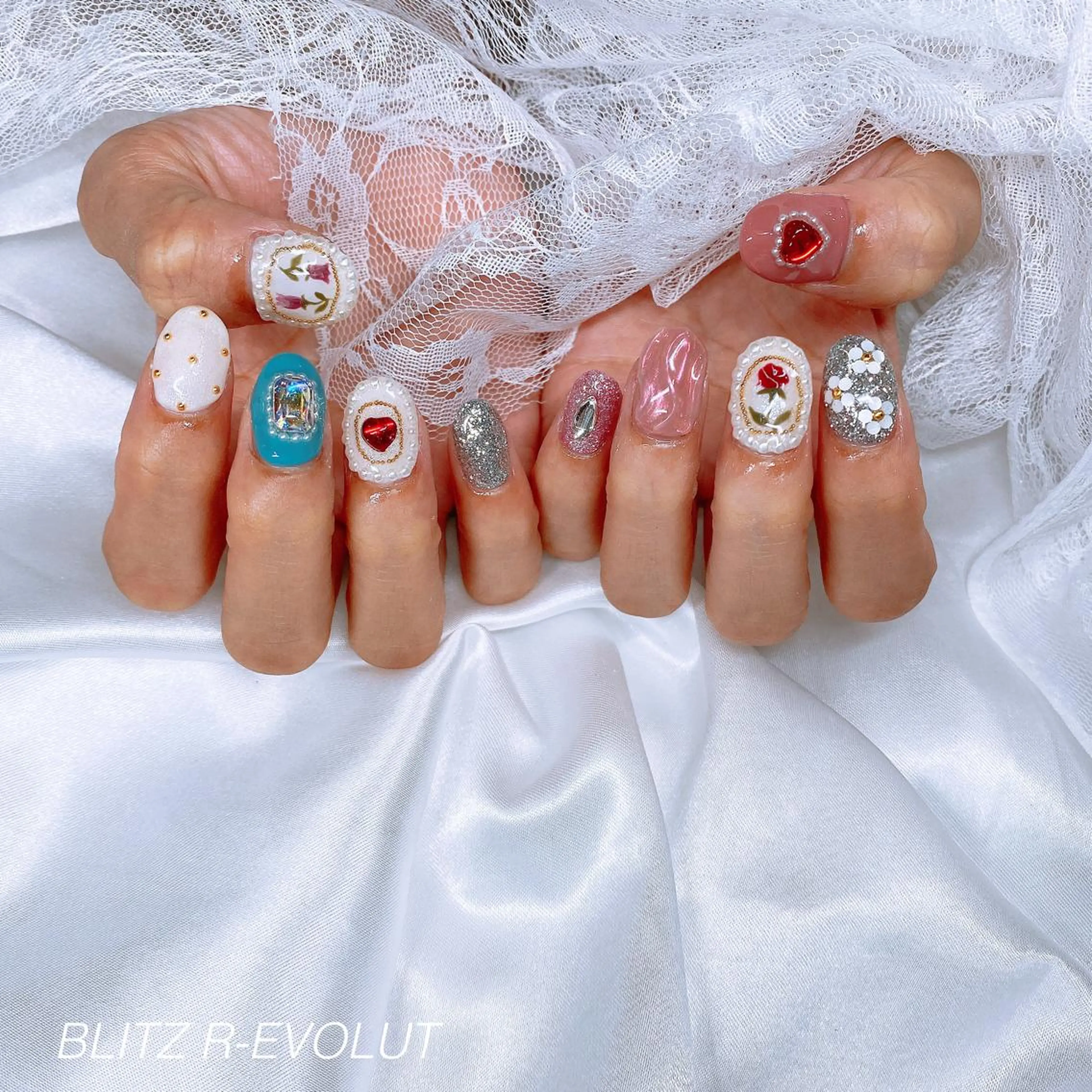 ネイル ☁️BLITZ 🎀笠原雪音🎀のネイルデザイン