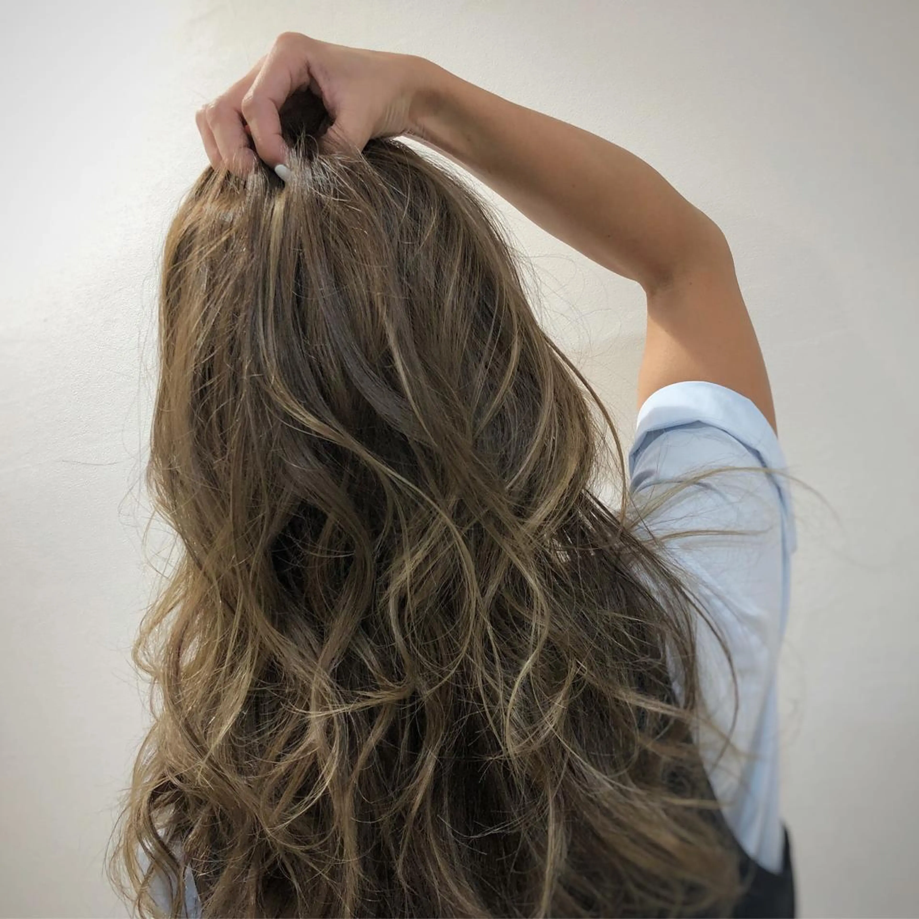 セミロング アッシュ ハイライト ノアヘアデザイン町田店所属・ショートヘア特化 mayaのヘアスタイル