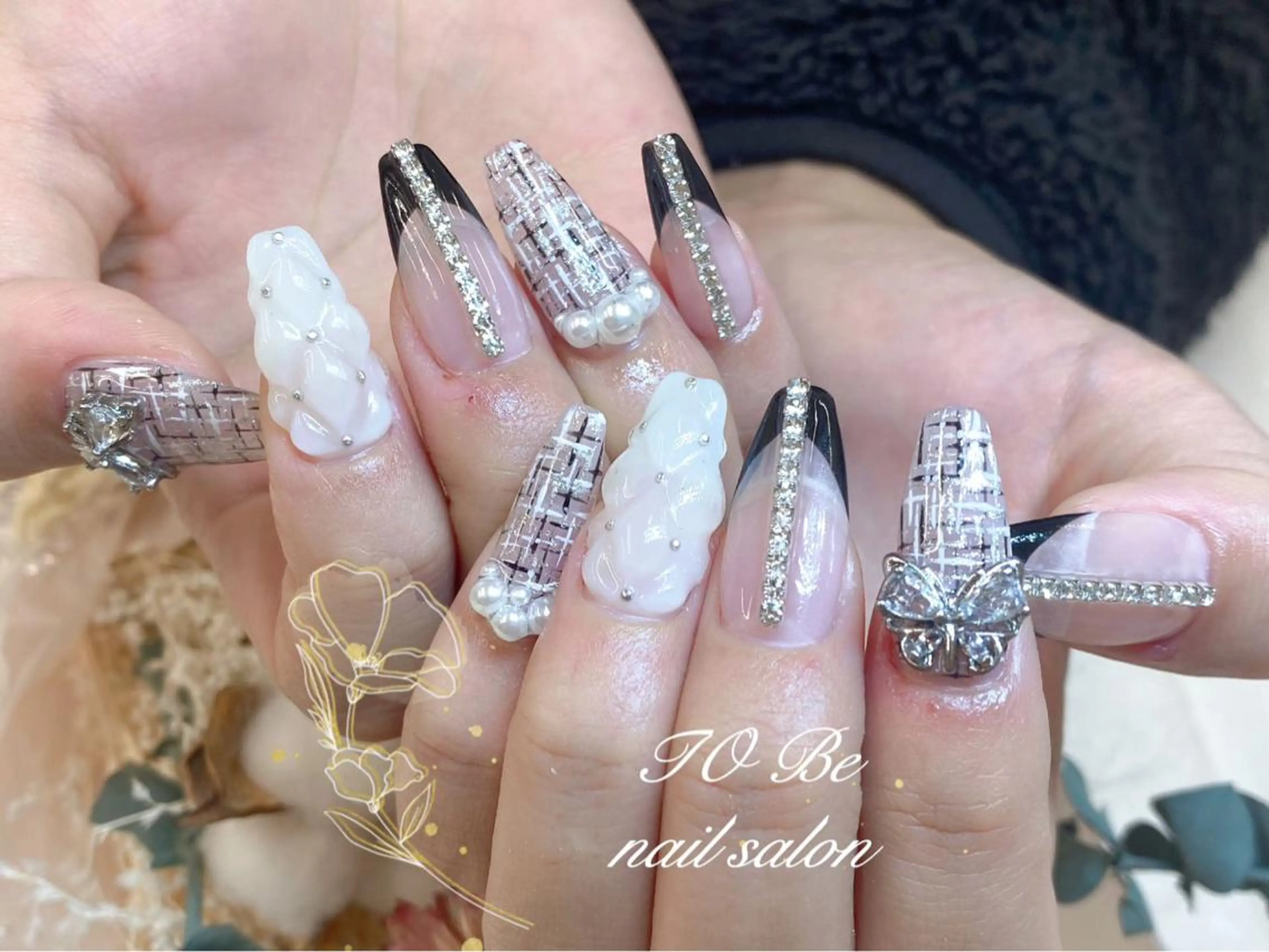 ロング ネイル ハンドネイル ハンドケア Nail Salon To Beのネイルデザイン