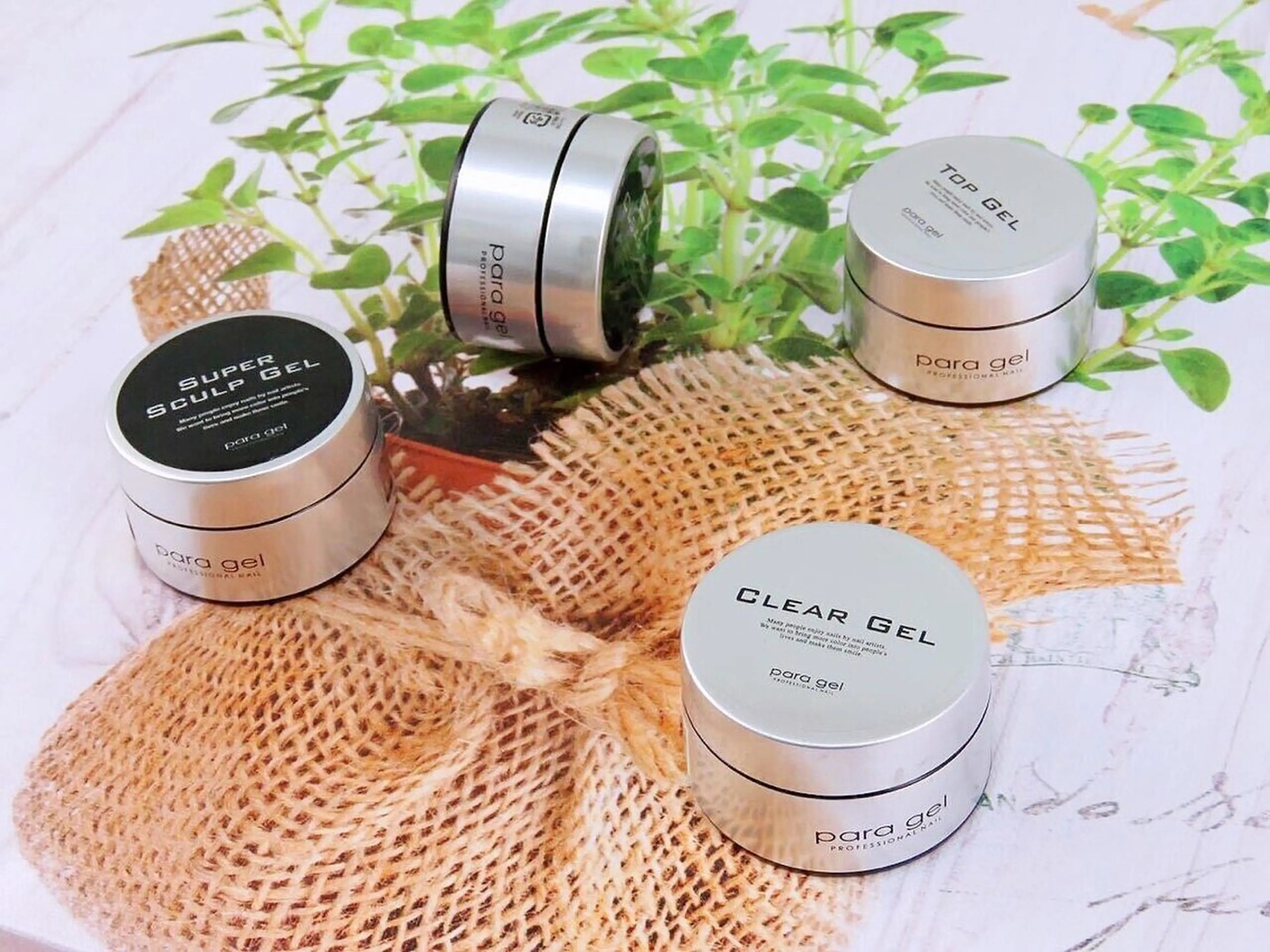 【初回ソフトジェルオフ無料・ケア込み】の大人気パラジェル ワンカラ-orラメグラ+2個パーツの写真