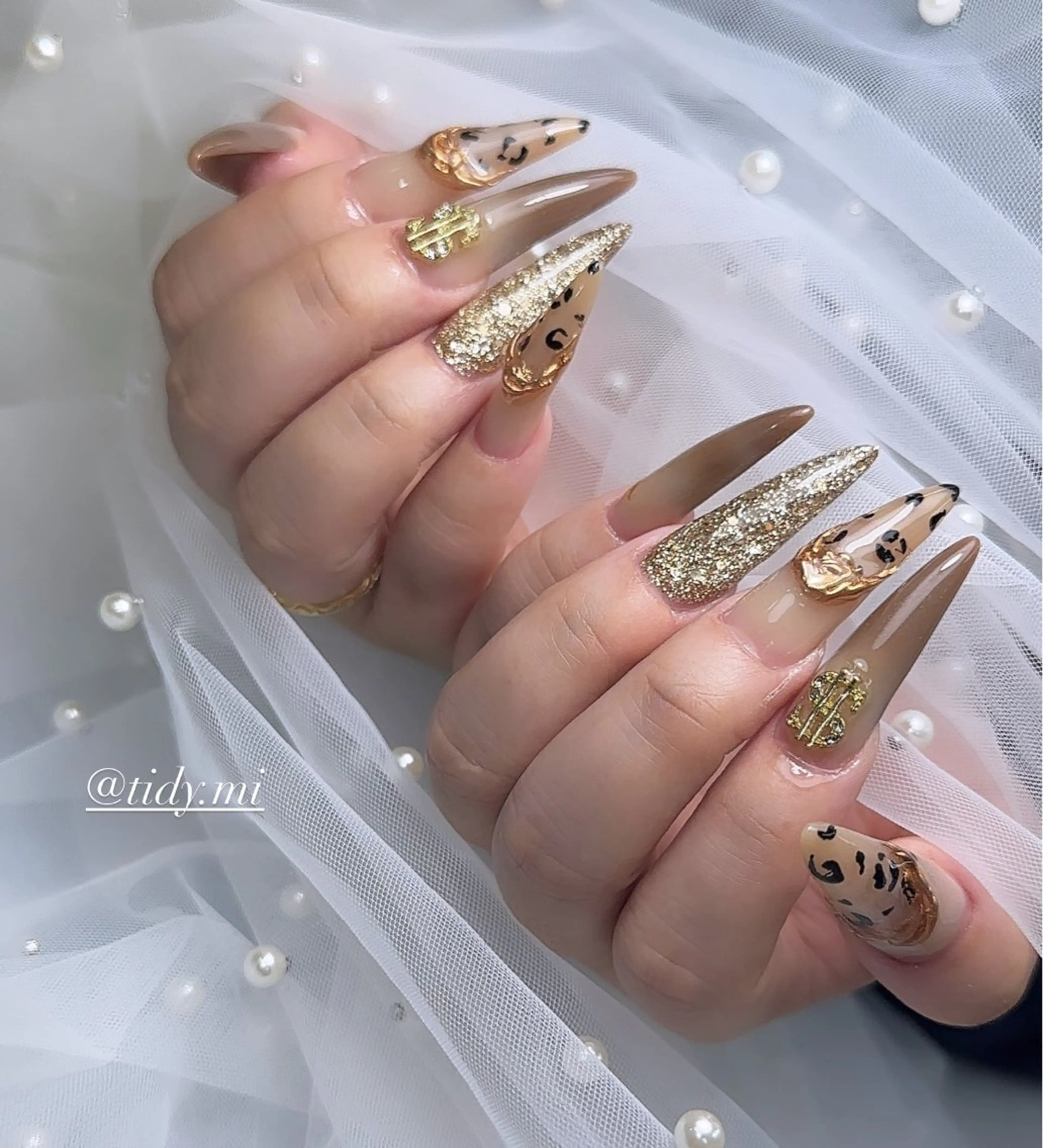 ネイル ブラウン ジェルネイル 持ち込み スカルプネイル TIDY M&Mのネイルデザイン