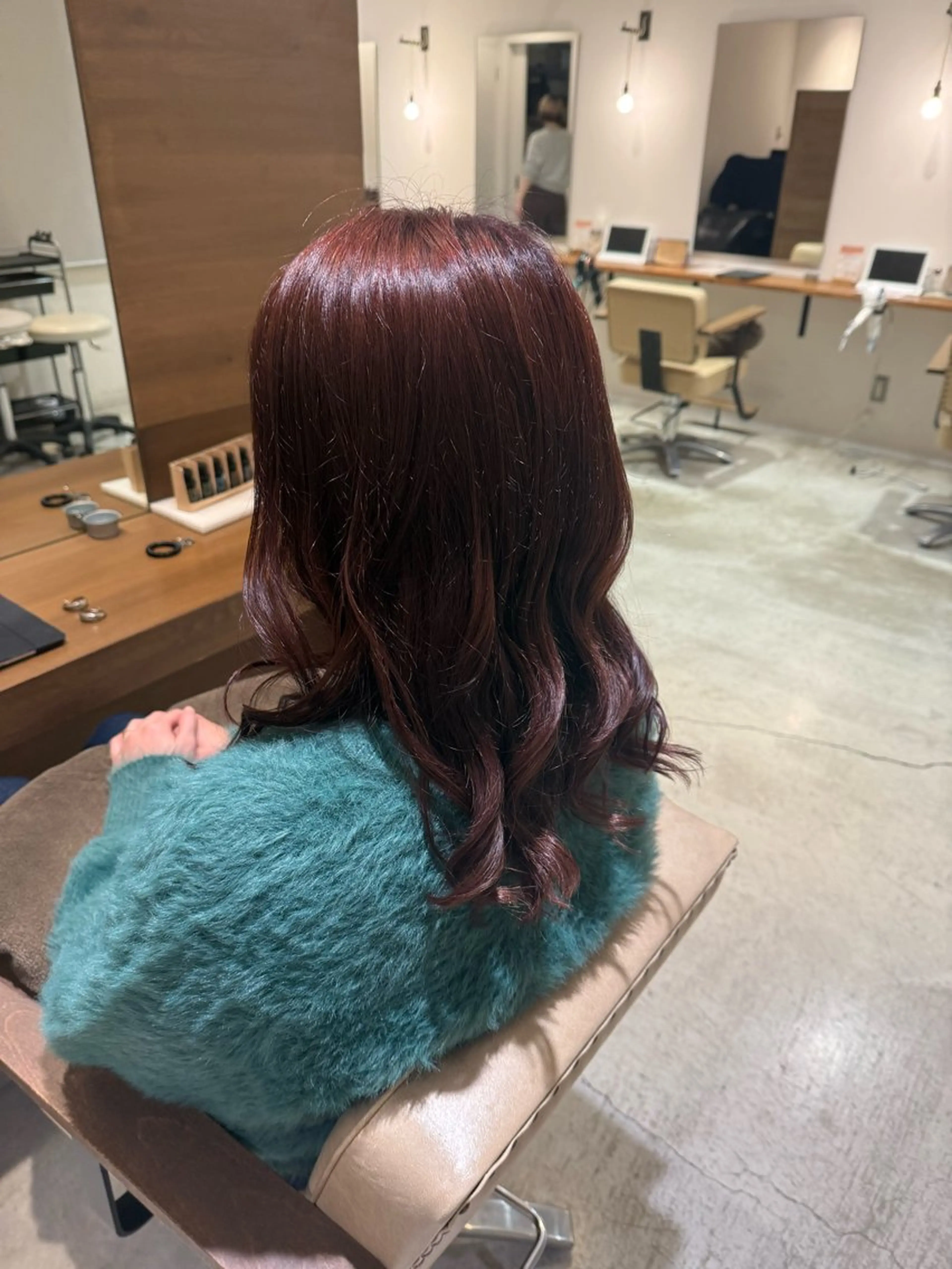 ロング 和井 優樹のヘアスタイル