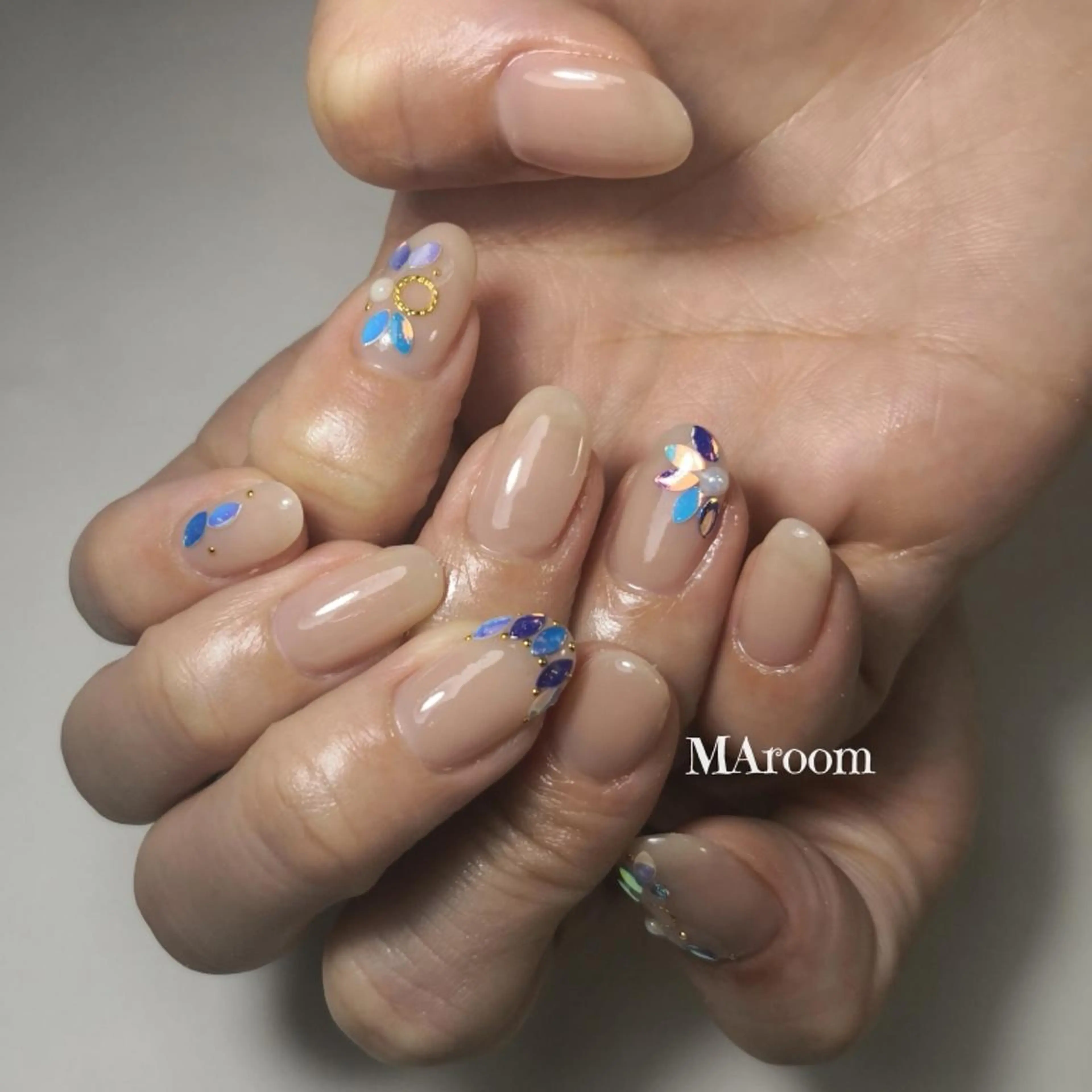 ネイル &MERCI所属・&MERCI nail maoのネイルデザイン