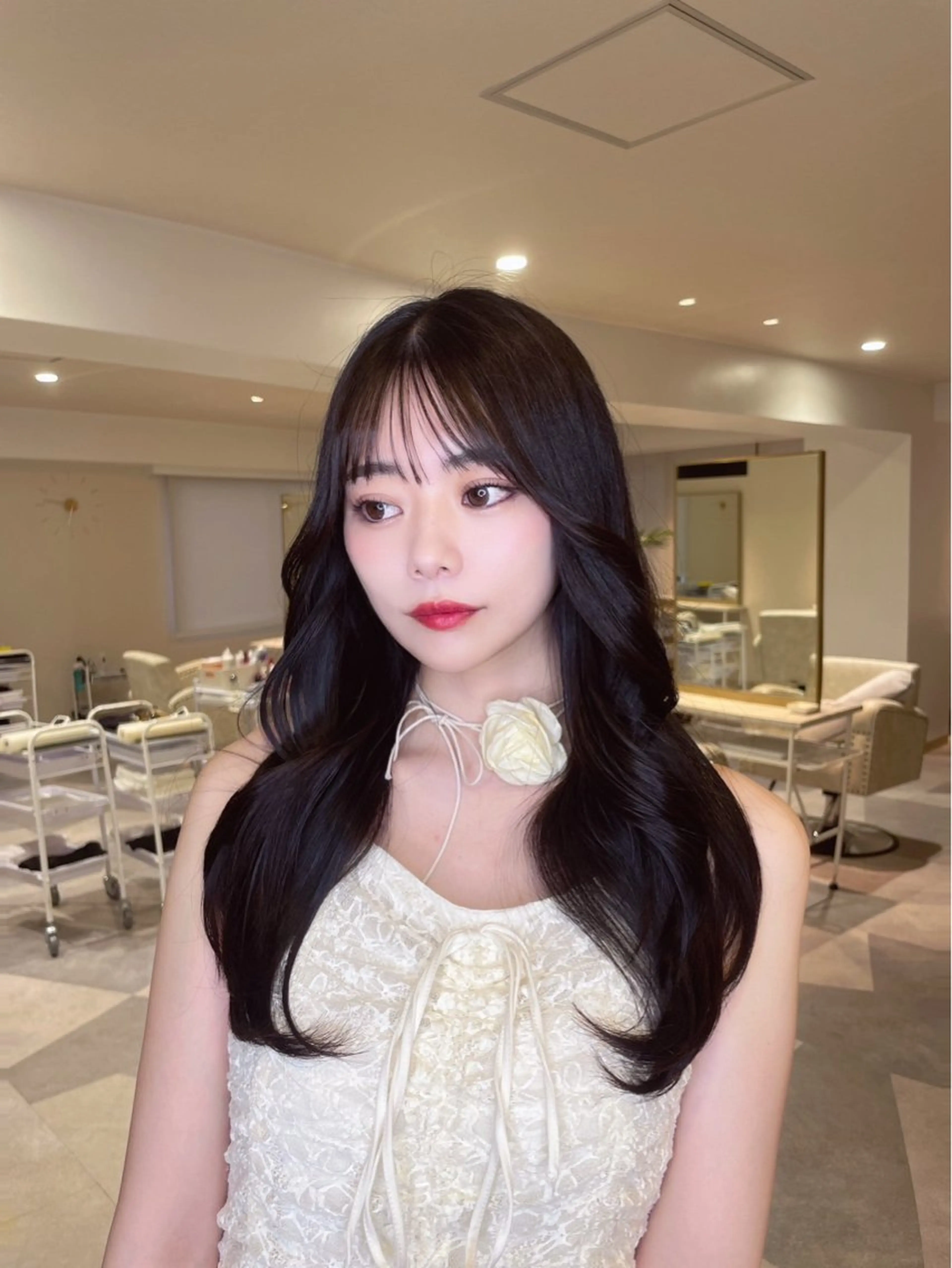 ロング レイヤーカット hair design emii.所属・河野 未空のヘアスタイル