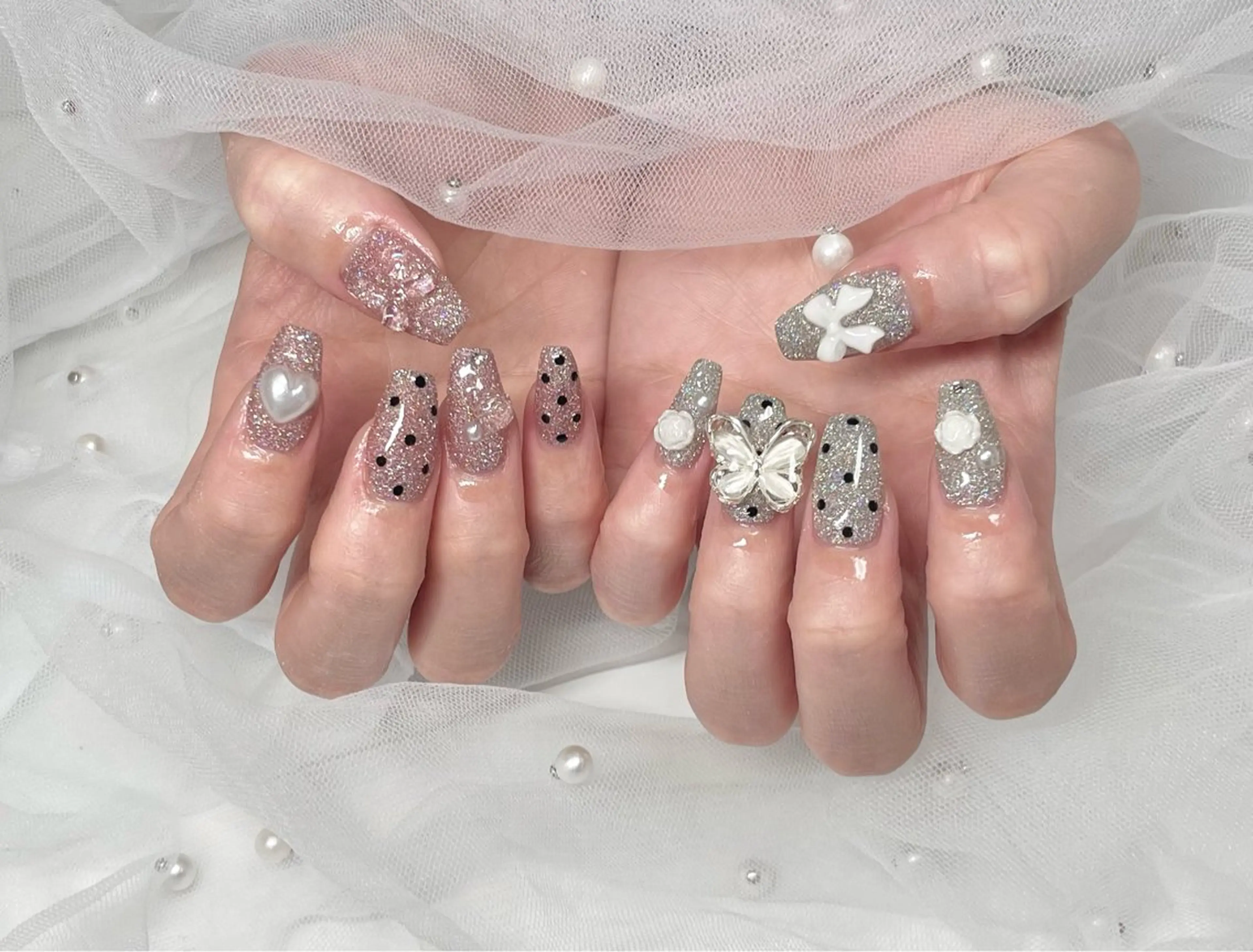 ネイル ハンドネイル 🦋 Rina🦋のネイルデザイン