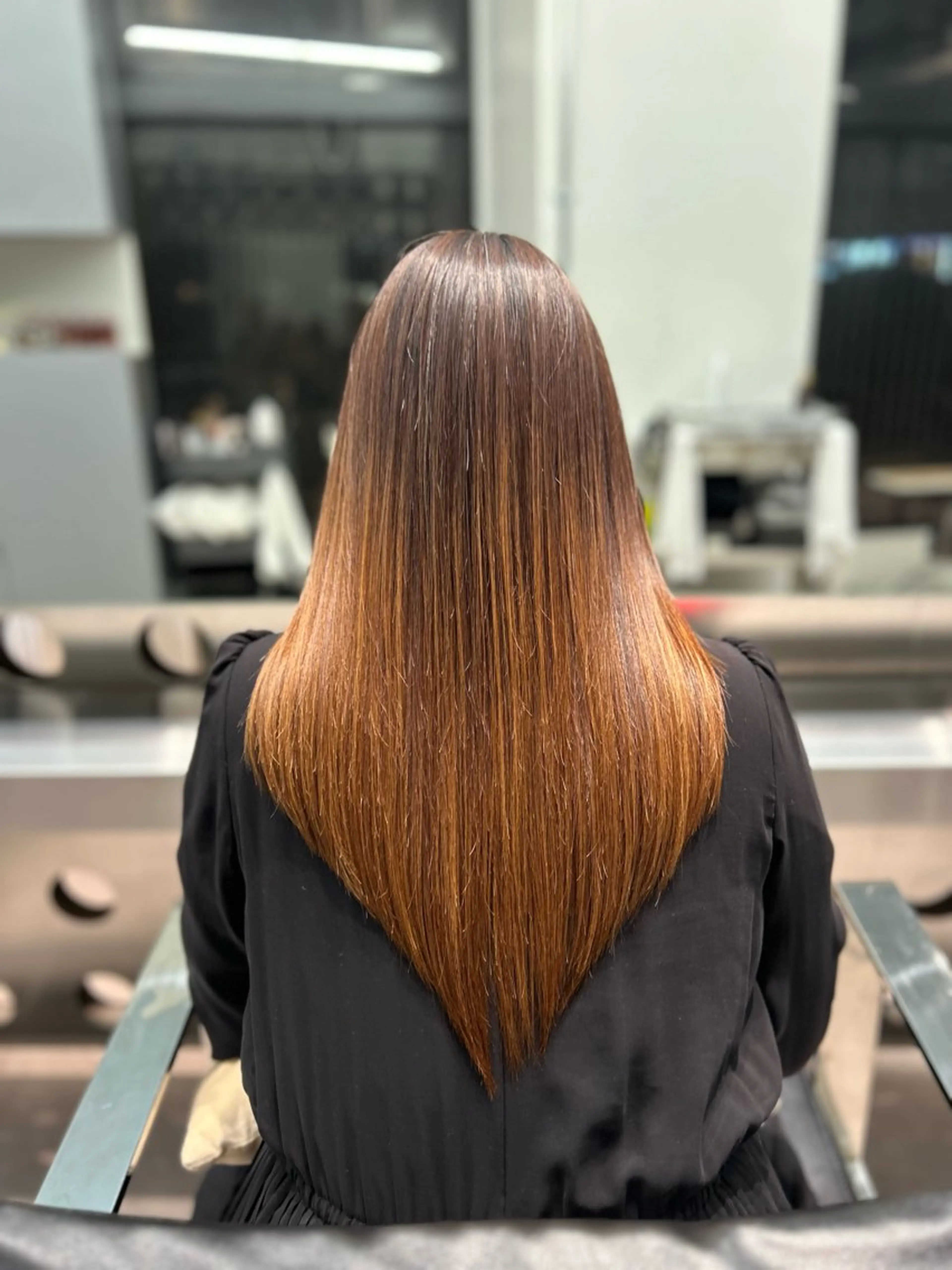 ロング 酸性ストレート 縮毛矯正 CHARLES DESSIN所属・神宮前 ／吉田日和のヘアスタイル