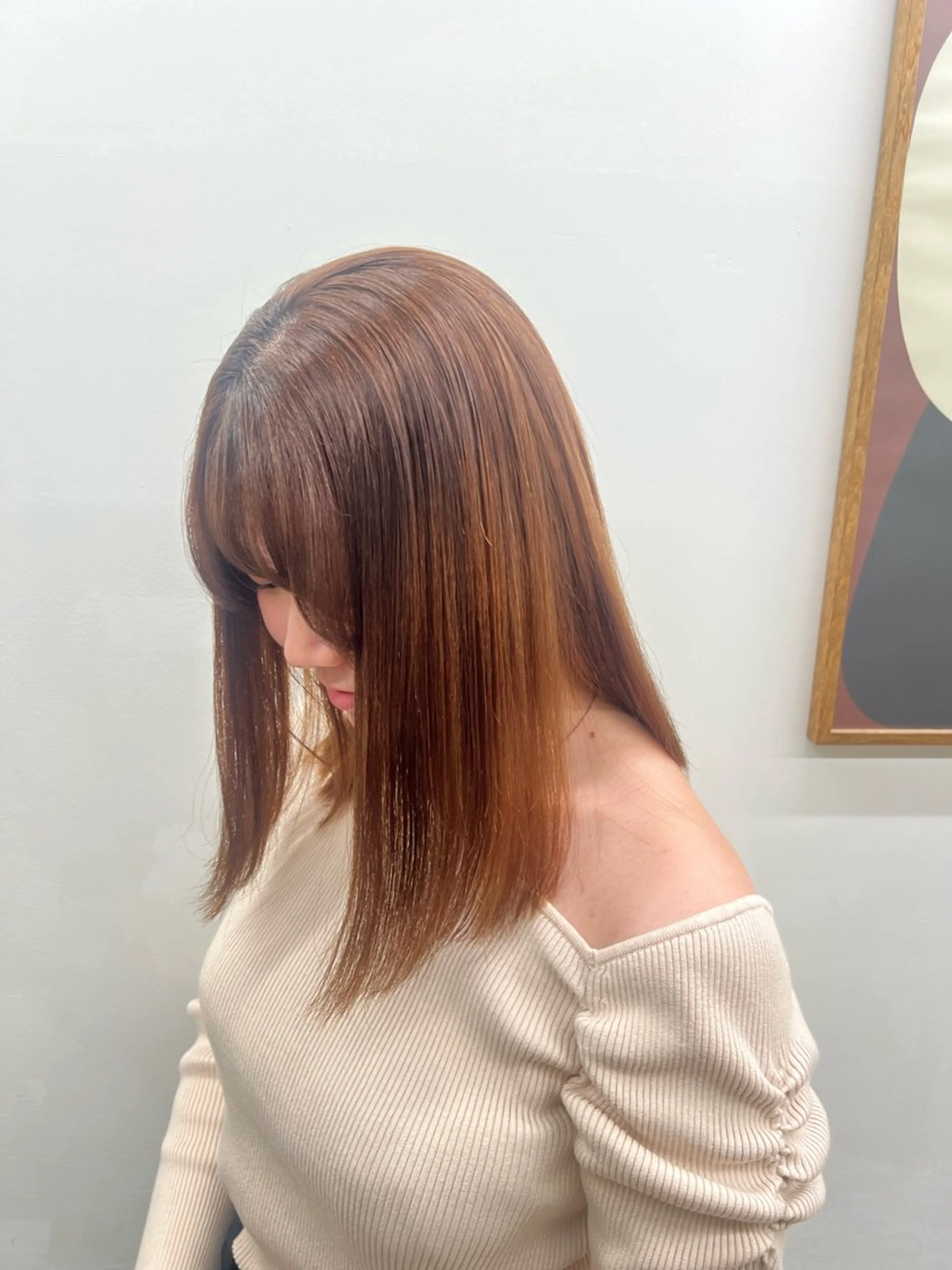 セミロング 縮毛矯正 Lomalia もえかのヘアスタイル