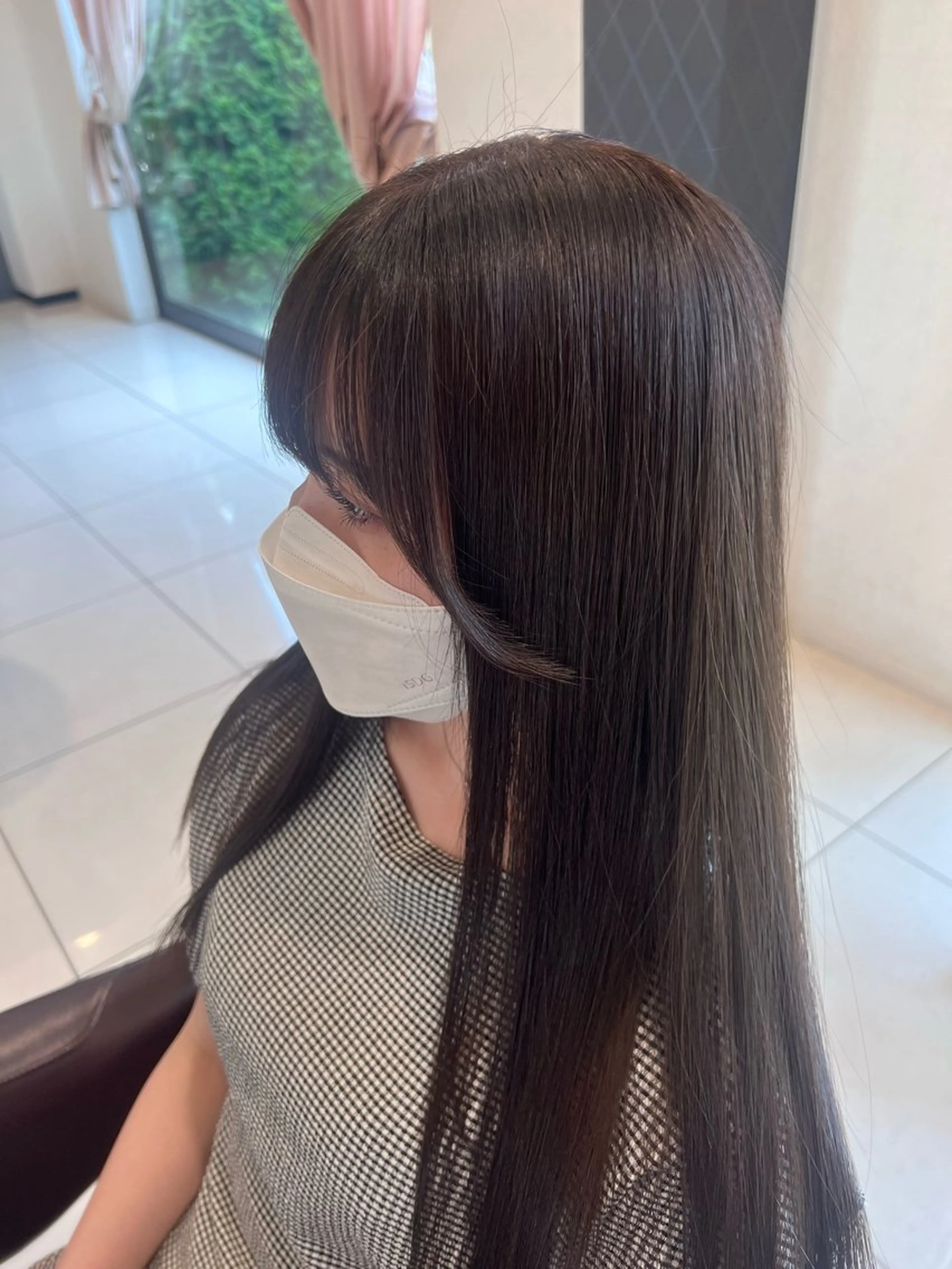 セミロング 顔周りカット 豊田 恭平のヘアスタイル