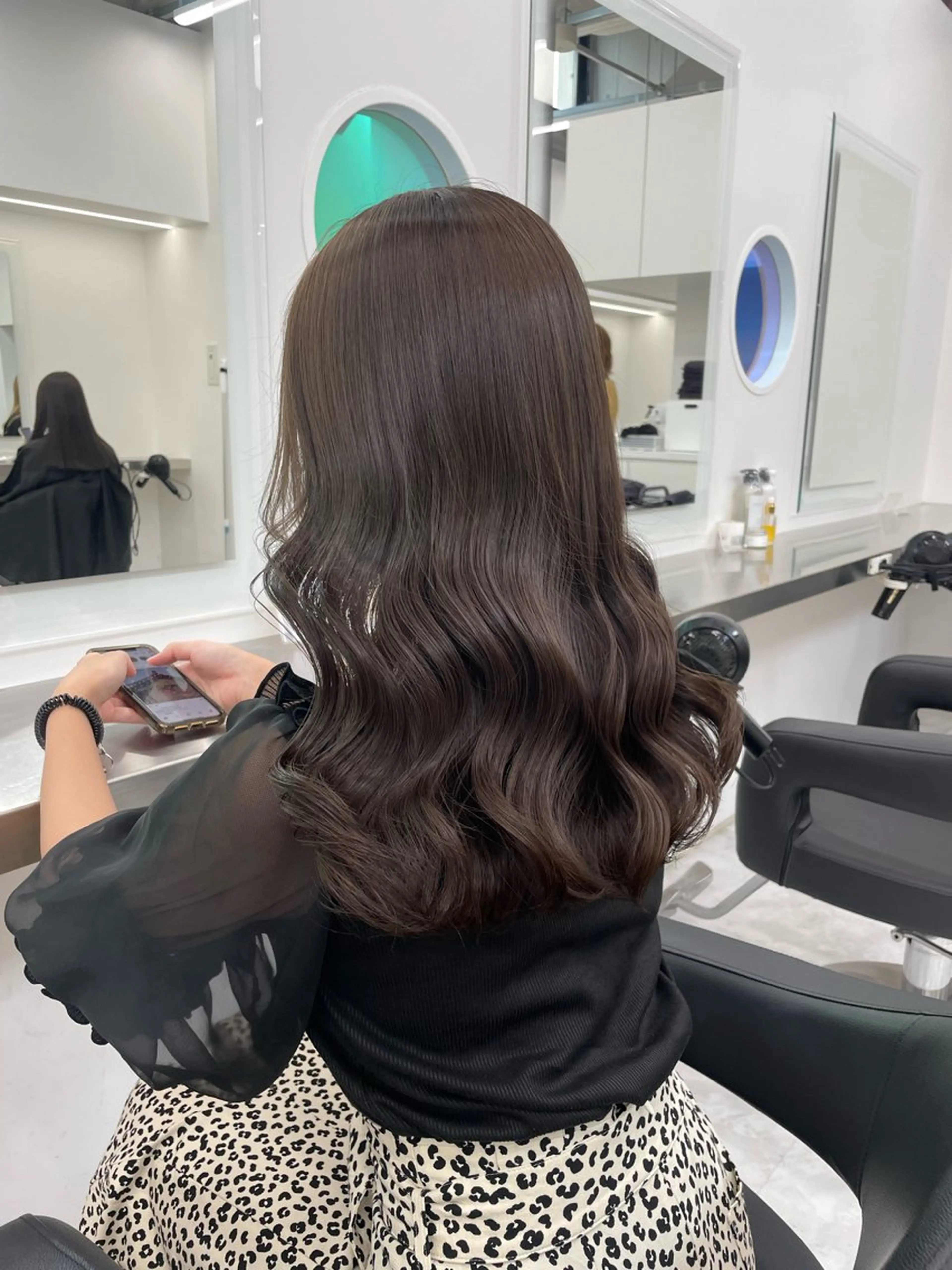 ショート カラー ヘアカラー トリートメント ヘッドスパ ヘアセット ブリーチなし🤍透明 感カラー🤍しゅうじのヘアスタイル