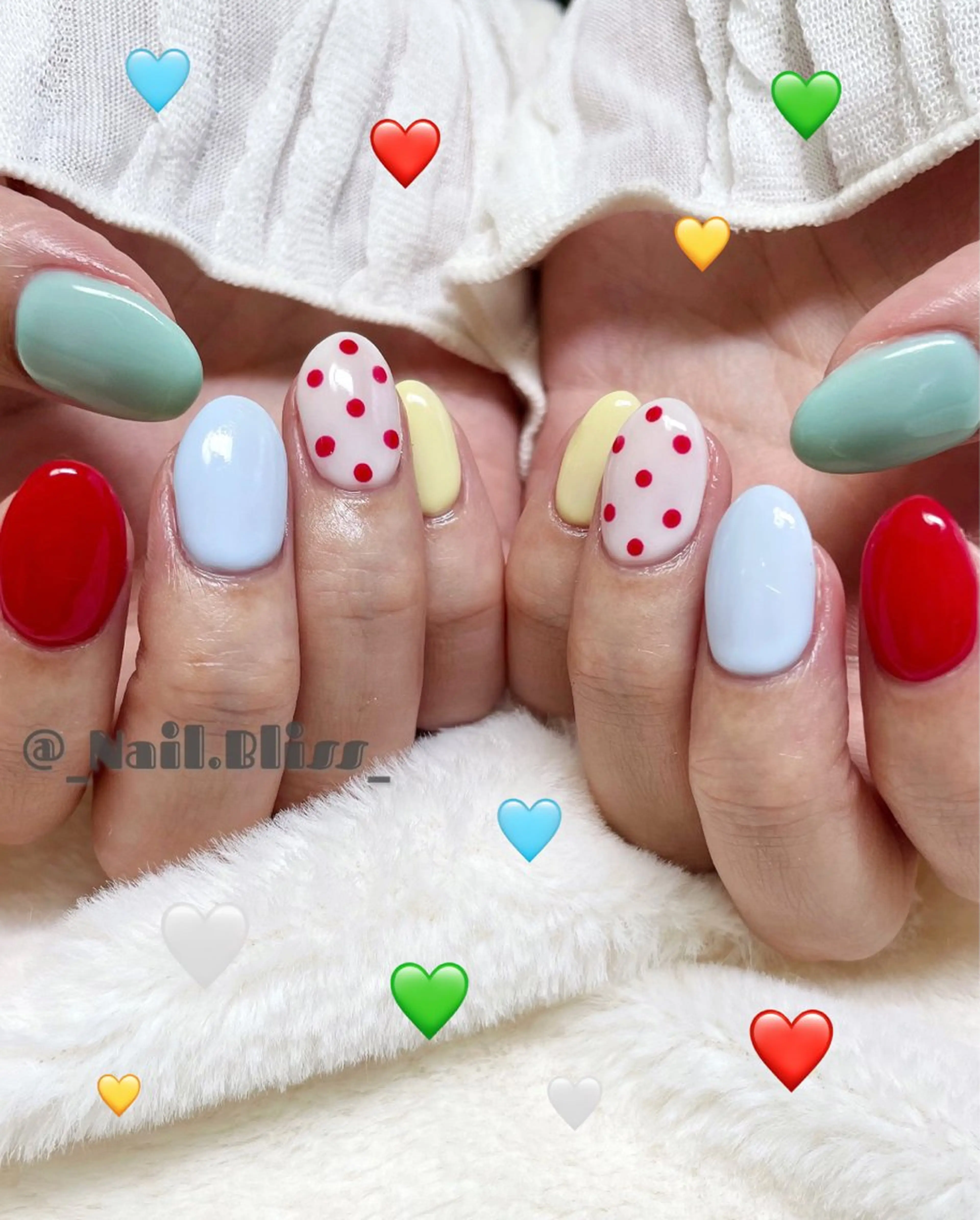 ネイル 持ち込み ハンドネイル NAIL BLISSのネイルデザイン