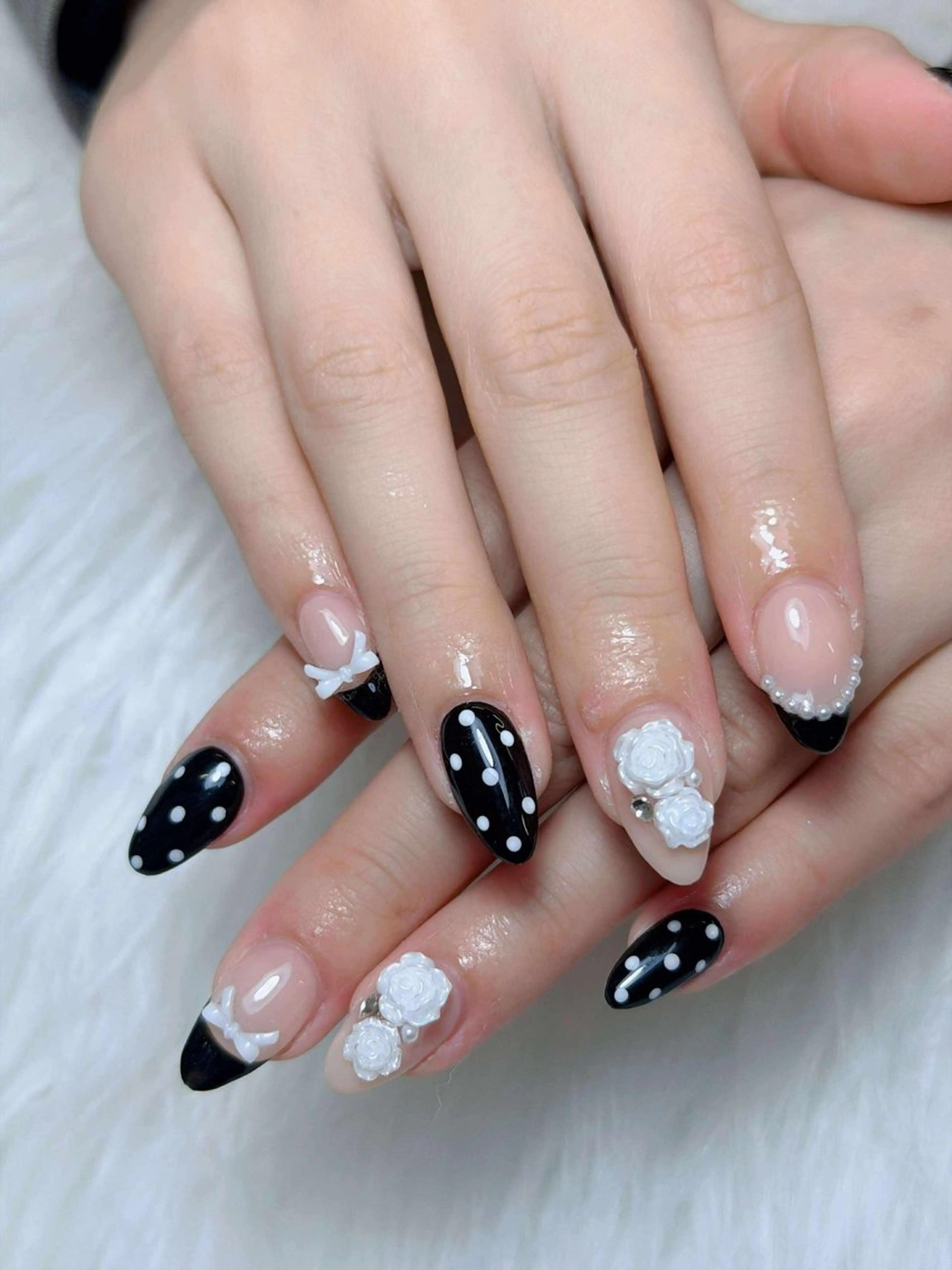 ネイル オーロラネイル チークネイル 長さ出し フレンチネイル ハロウィン ハンドネイル Lumi Nail 新大久保3‘のネイルデザイン