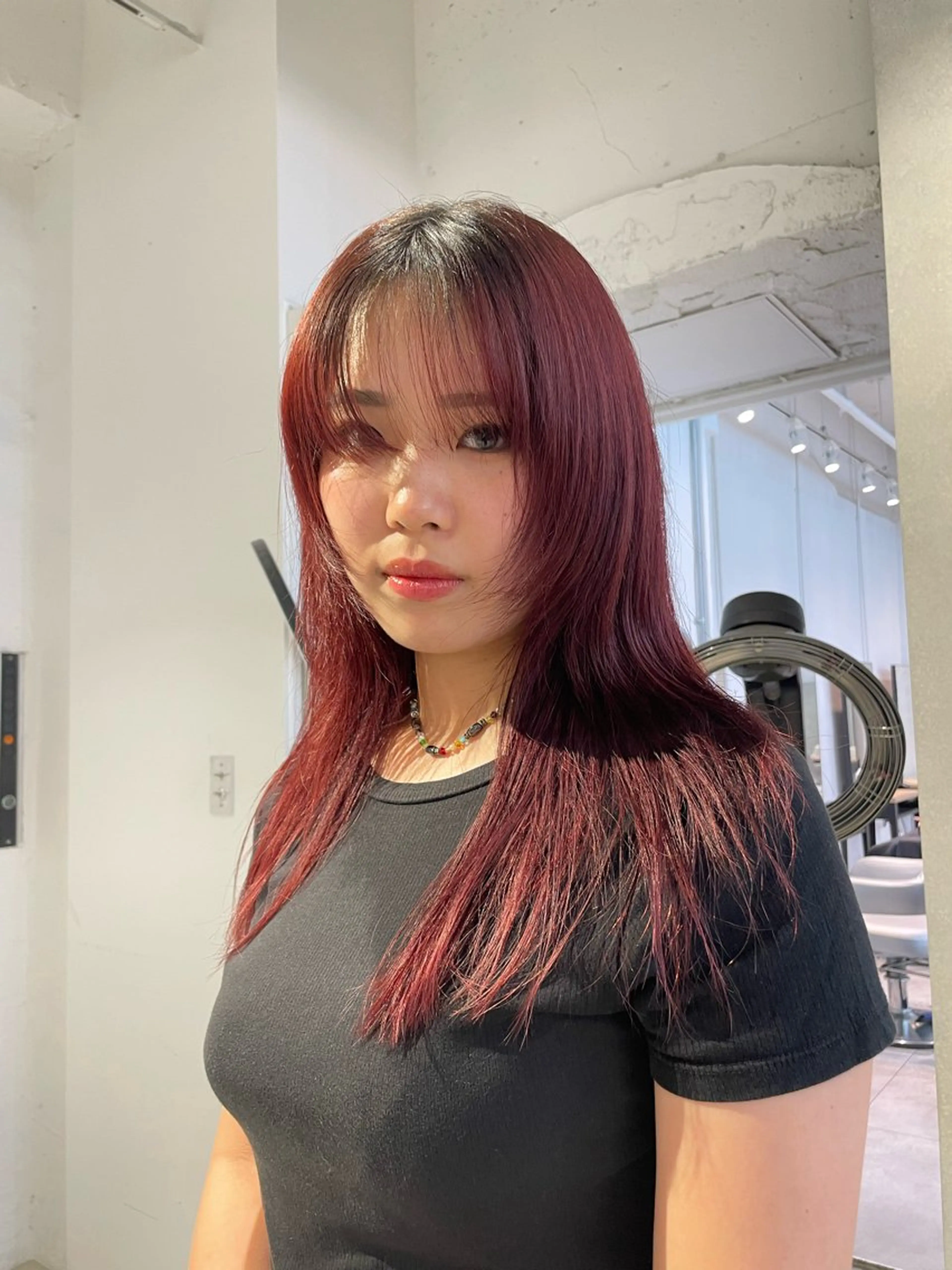 ミディアム カラー ヘアカラー 🌟暖色系ハイトーン 🌟AIのヘアスタイル