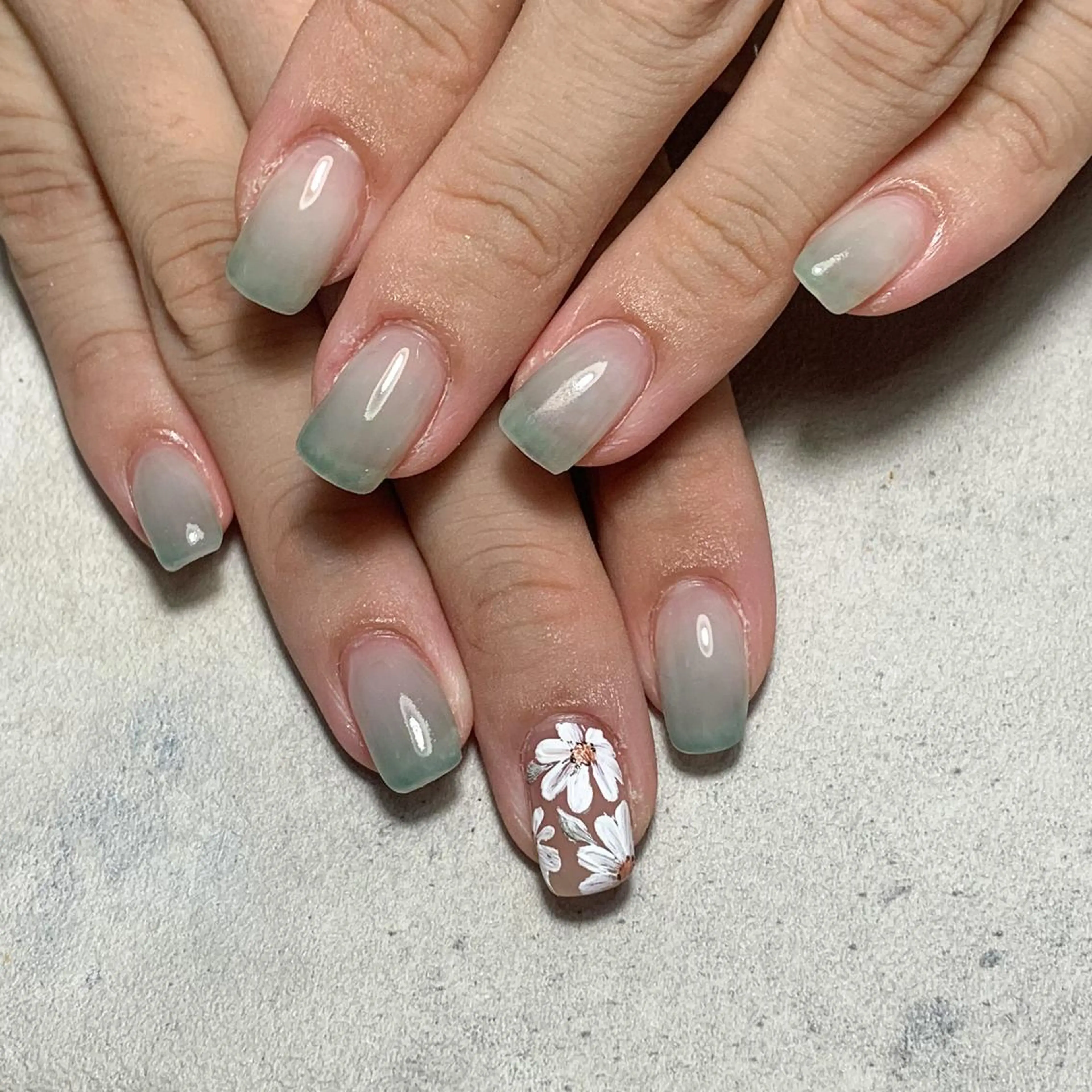 ネイル FIORITURA aiのネイルデザイン